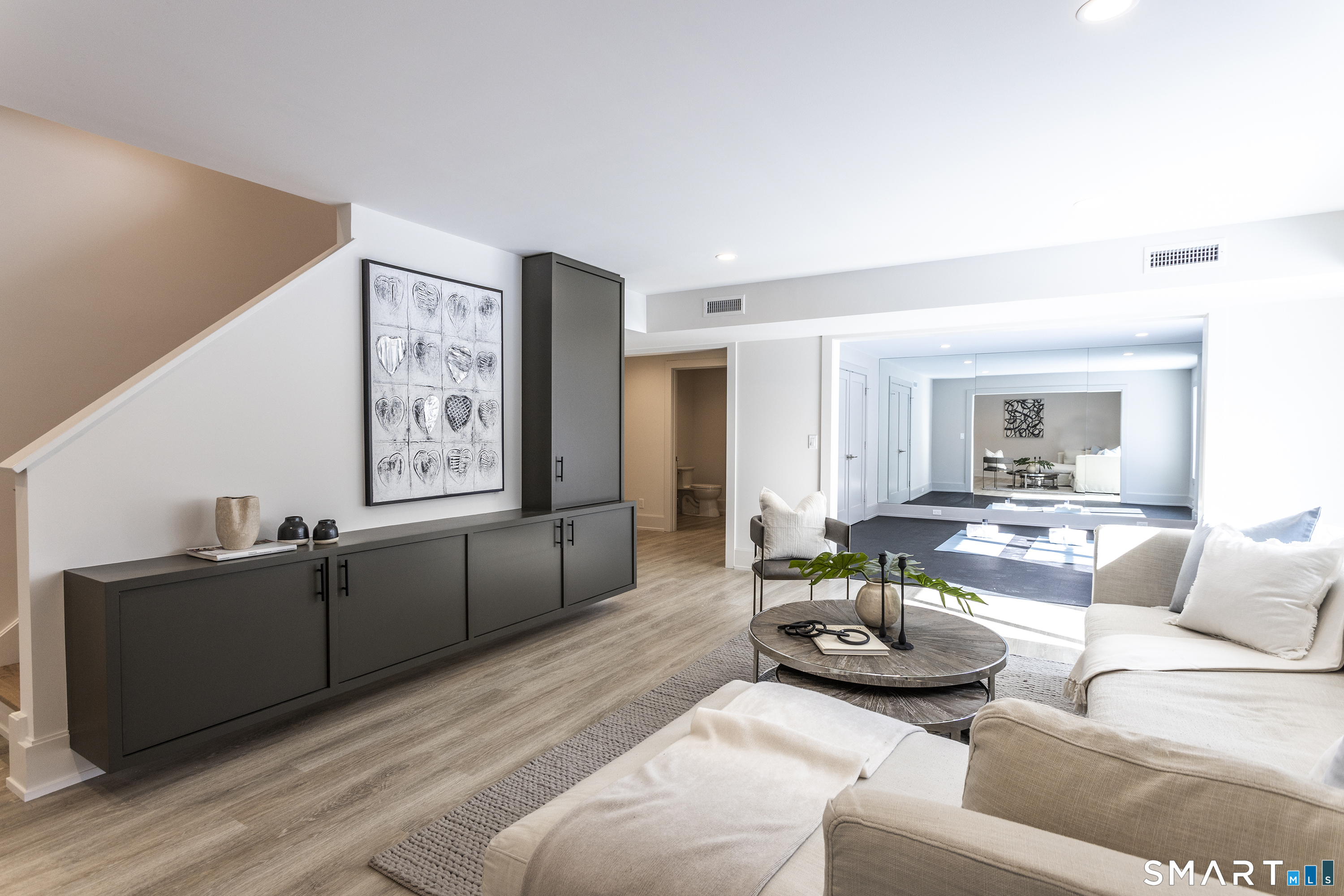 Photo 28 of 10 Wakenor Road, Westport, CT