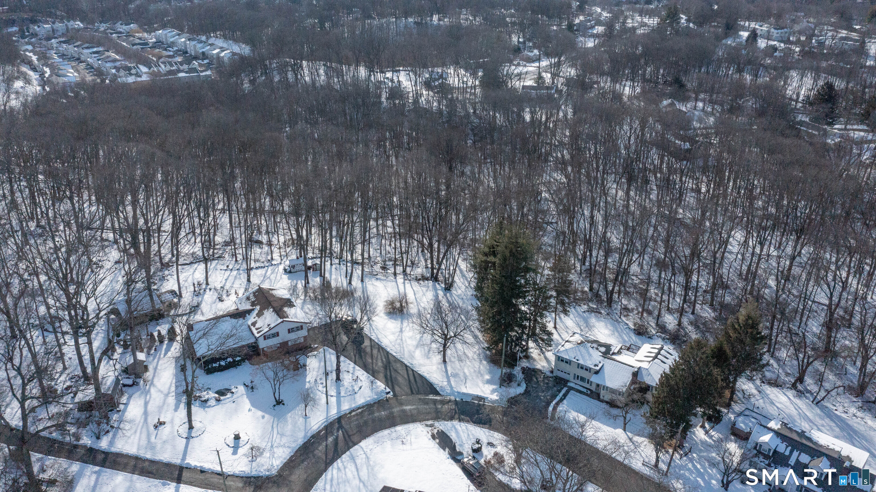 Homes for sale in Danbury, CT | 22 1/2 Country Ridge Rd, Danbury, CT 06810 | MLS# 24151487