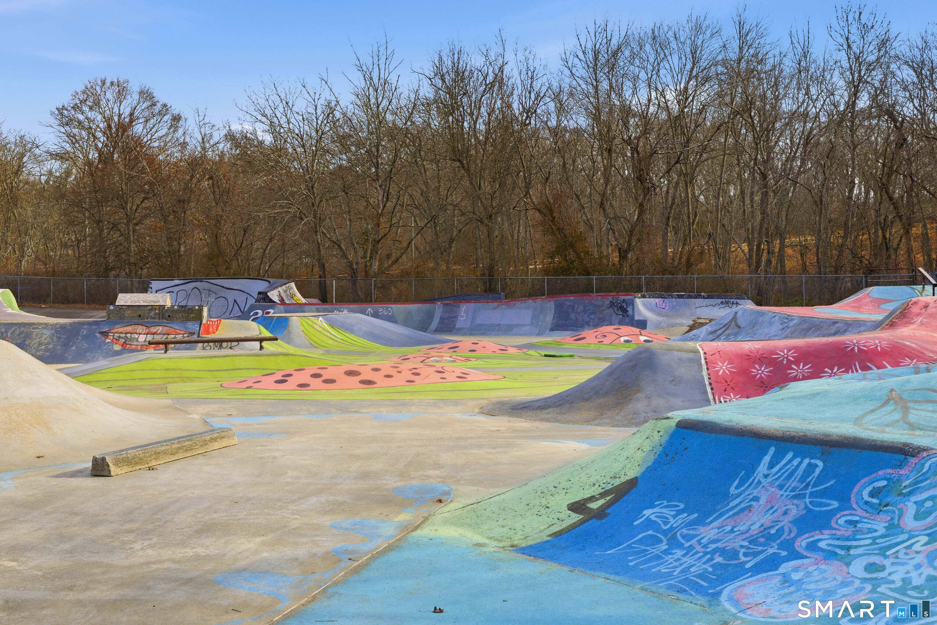 Homes for sale in Groton, CT | 32 Concord Ct, Groton, CT 06340 | MLS# 24147922