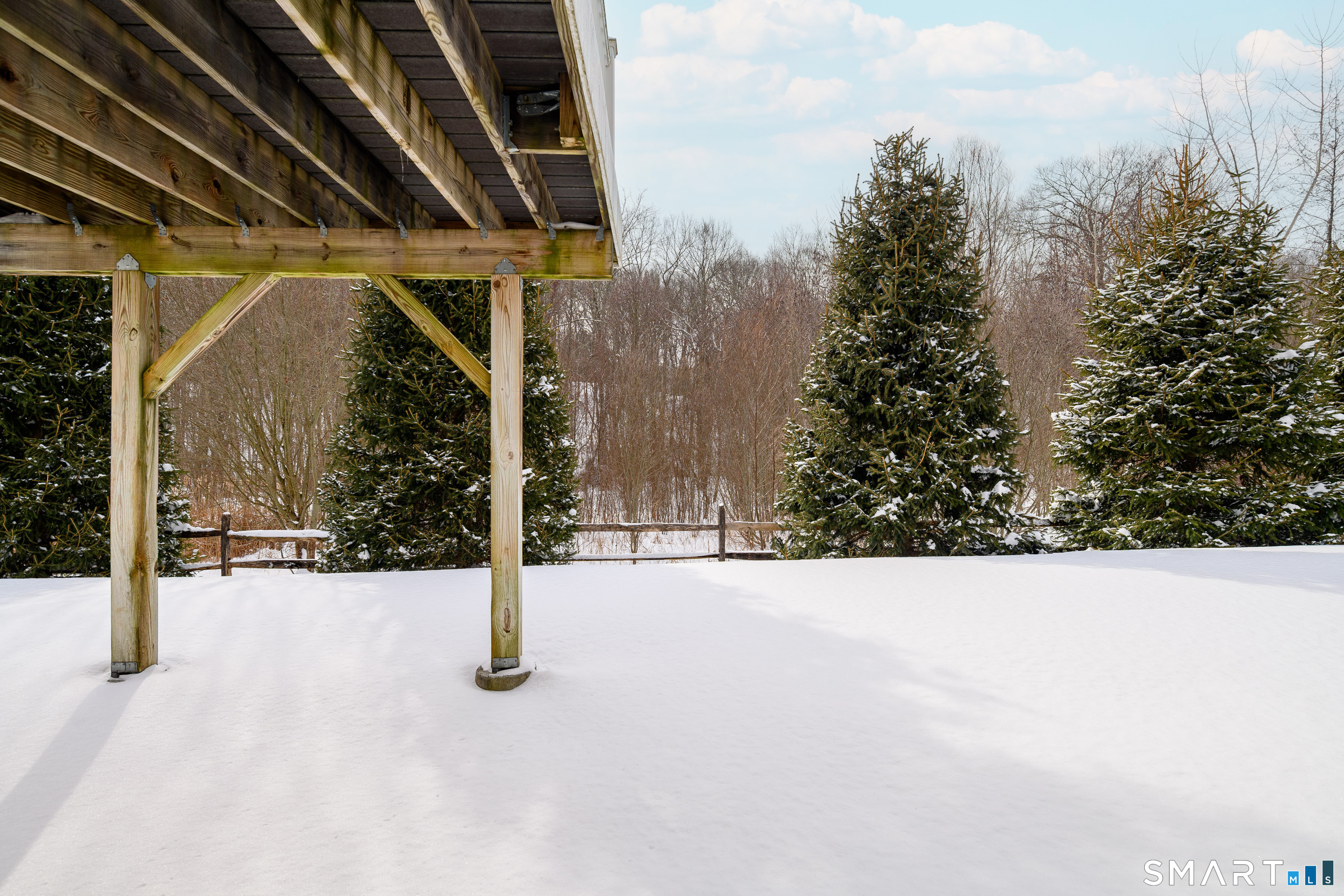 Homes for sale in Newtown, CT | 23 Woods Ln #23, Newtown, CT 06470 | MLS# 24150894