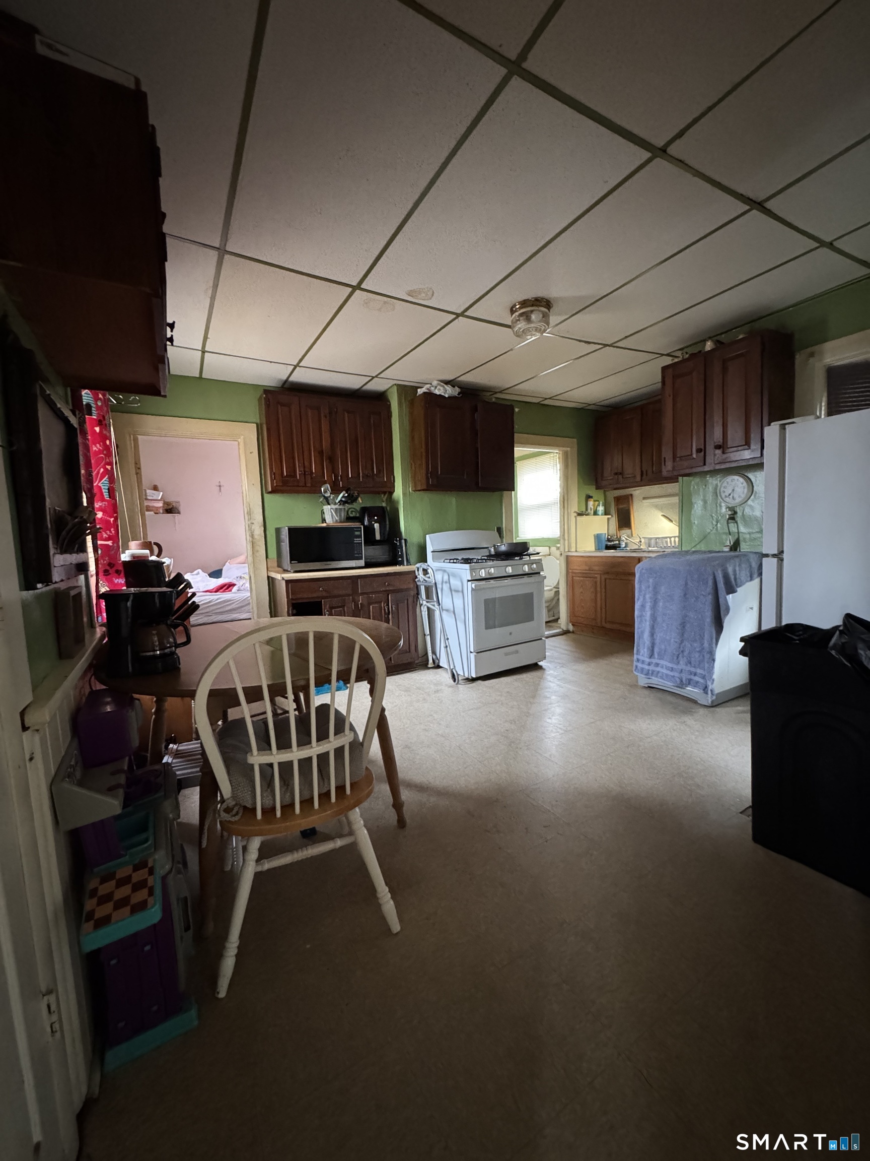 6 Williams, New London, 06320, 6 Bedrooms Bedrooms, 0 ,2 BathroomsBathrooms,Multi-family For Sale,For Sale,Williams,0,24149800