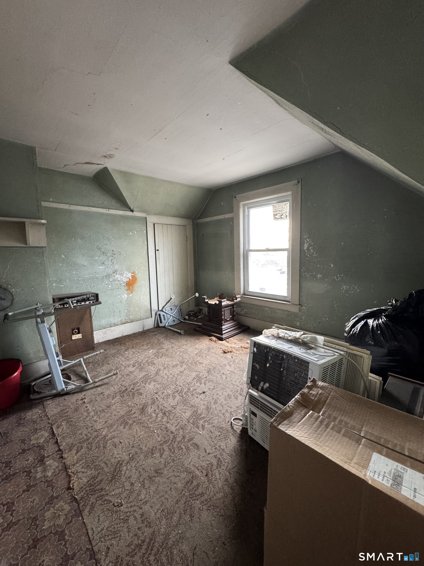 6 Williams, New London, 06320, 6 Bedrooms Bedrooms, 0 ,2 BathroomsBathrooms,Multi-family For Sale,For Sale,Williams,0,24149800