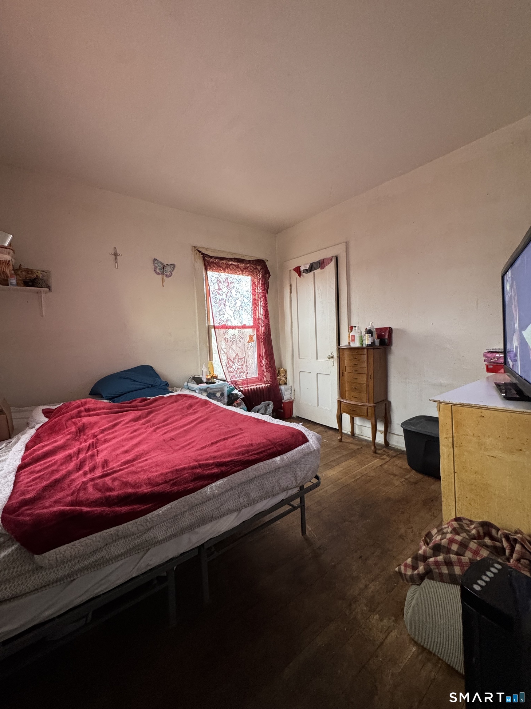 6 Williams, New London, 06320, 6 Bedrooms Bedrooms, 0 ,2 BathroomsBathrooms,Multi-family For Sale,For Sale,Williams,0,24149800