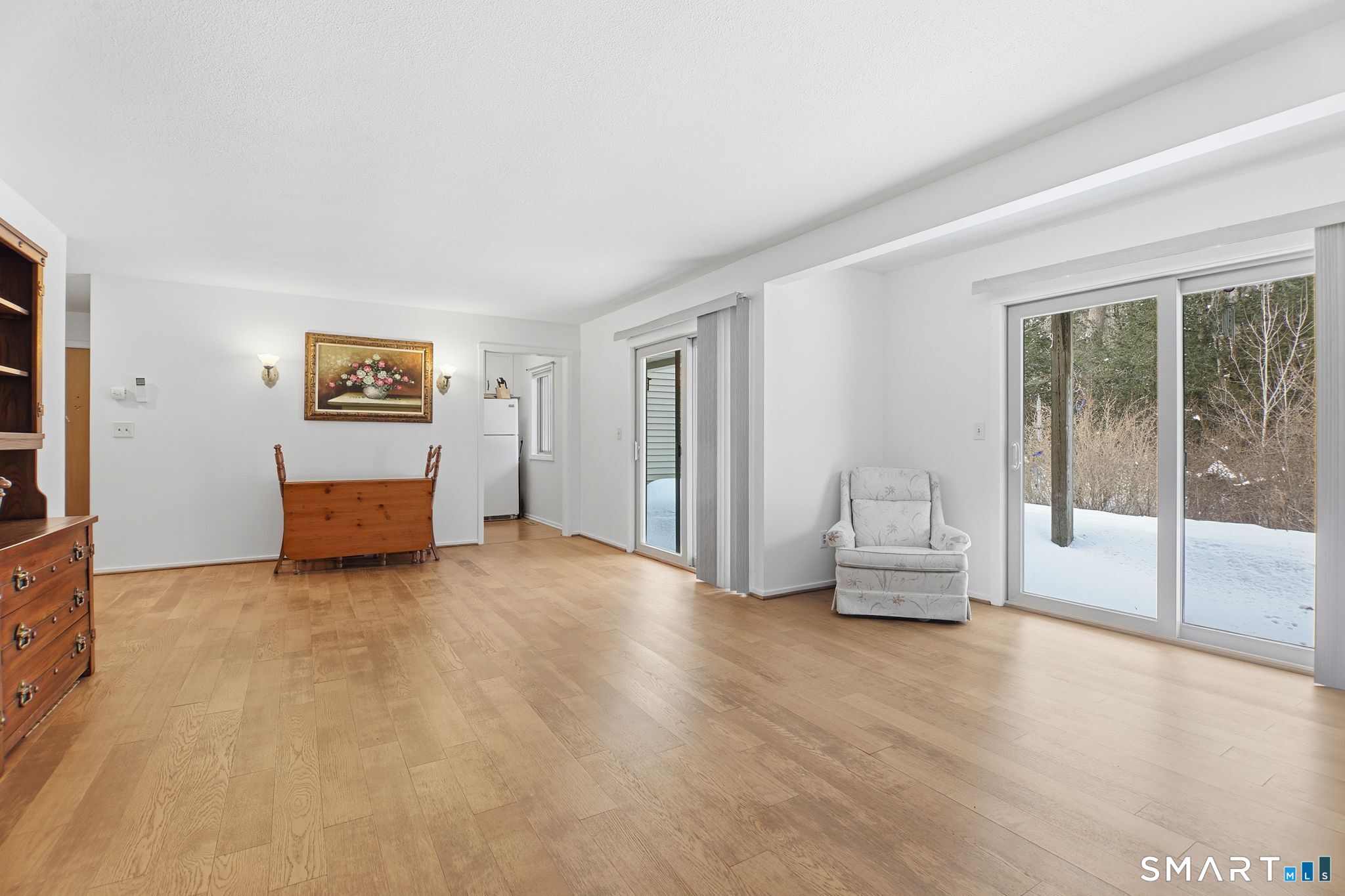 Photo 6 of 8 Carriage Drive, Simsbury, CT