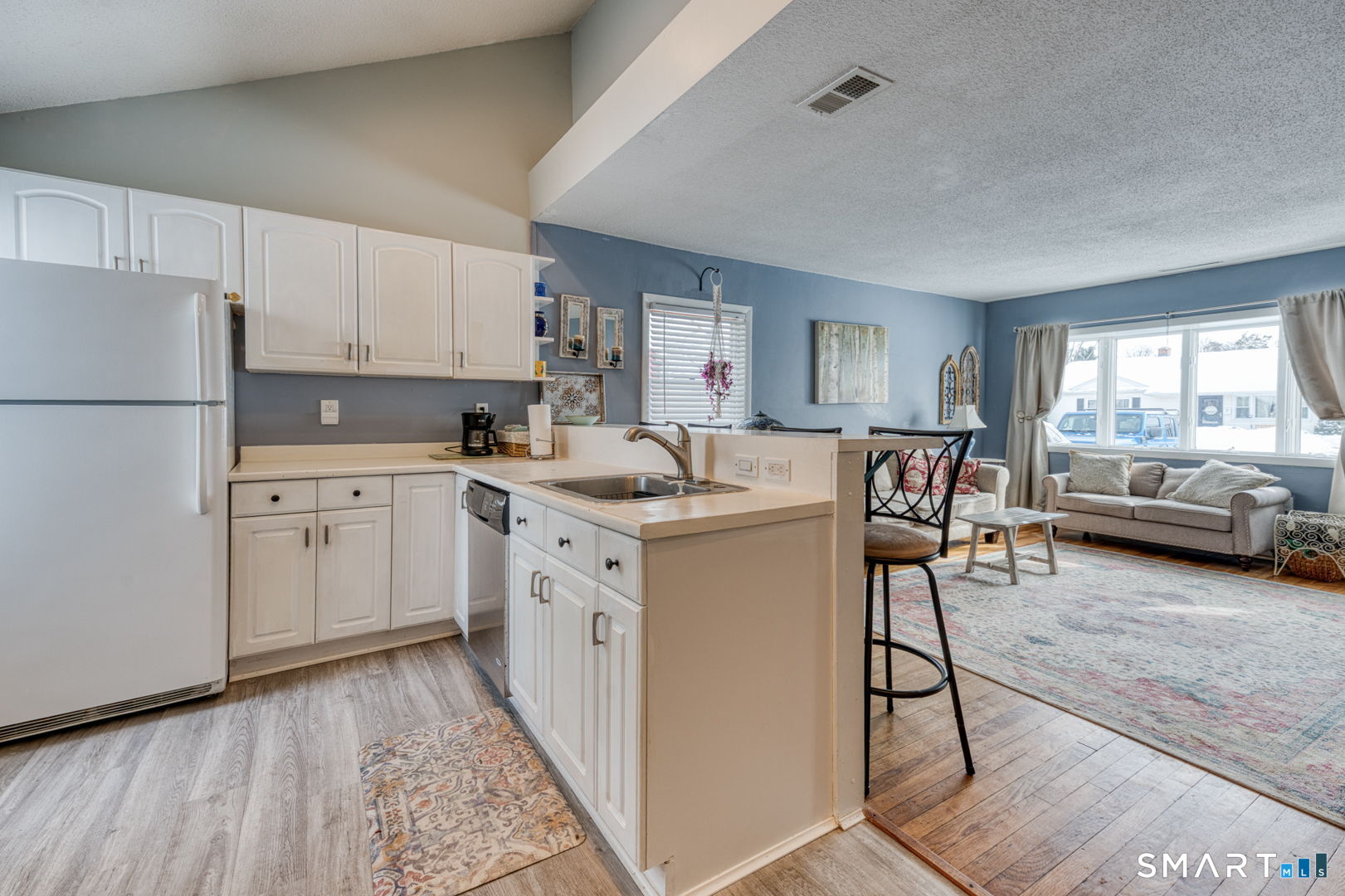 Photo 11 of 24 Lorraine Court, East Hartford, CT