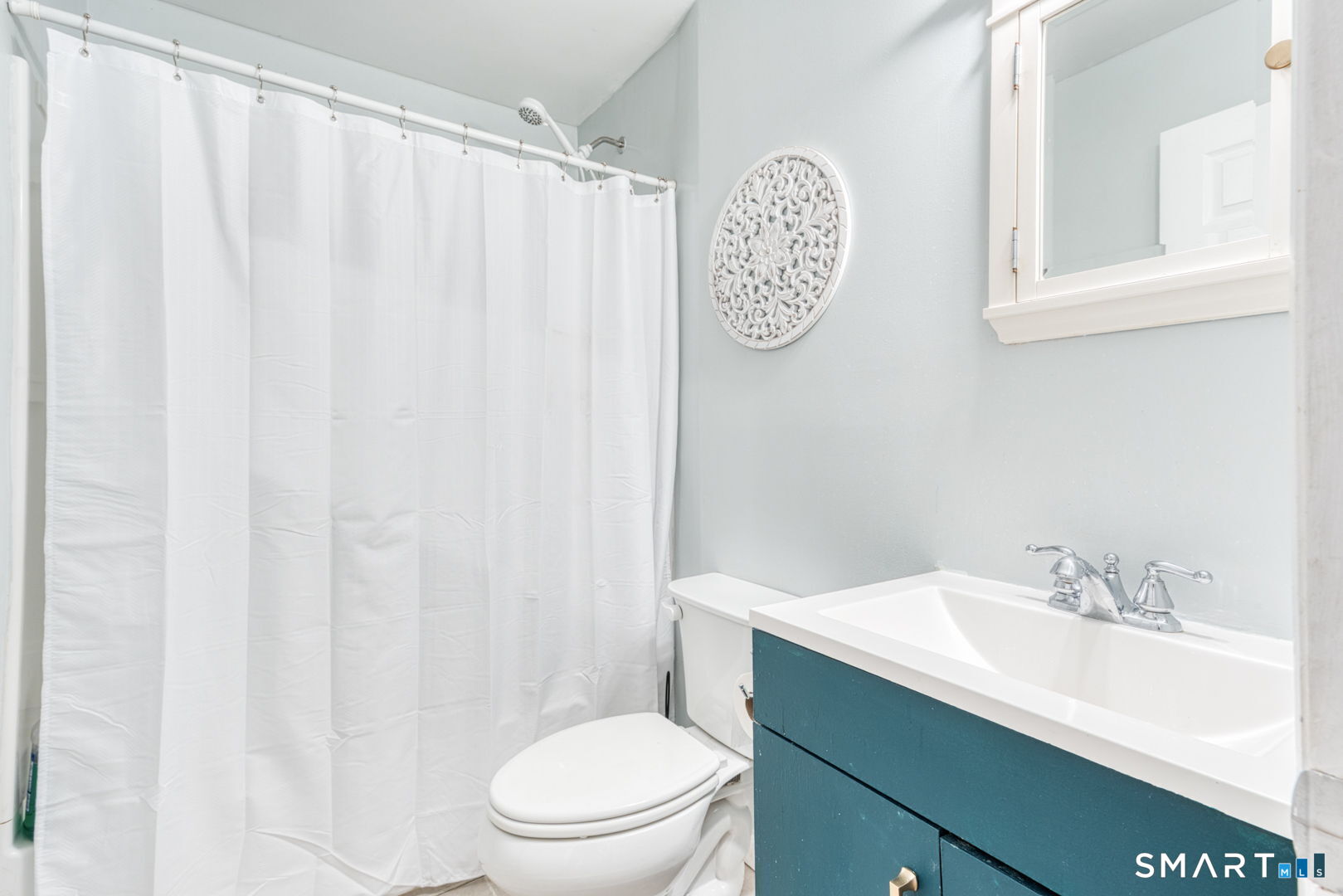 Photo 14 of 24 Lorraine Court, East Hartford, CT