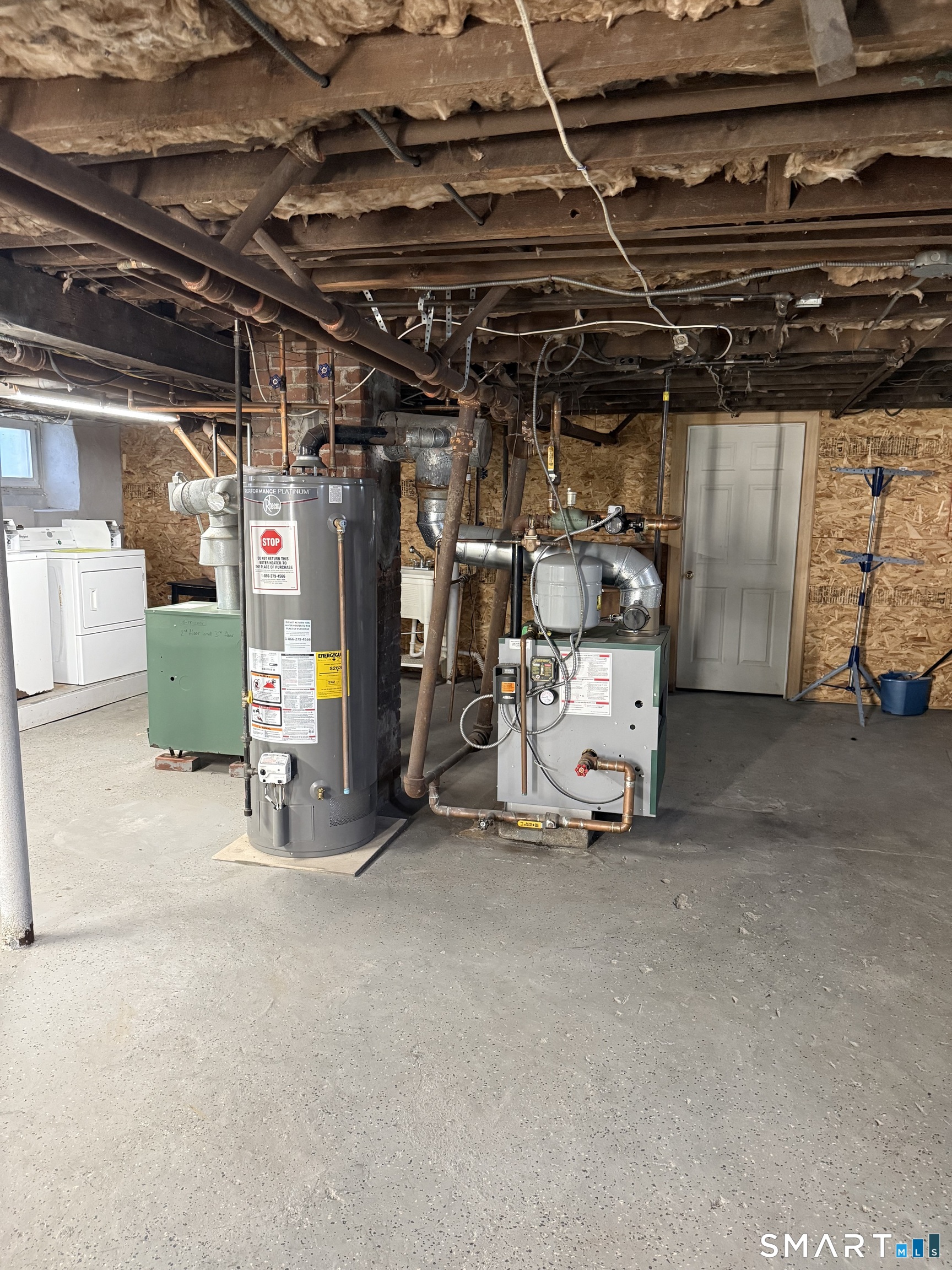 59 Myrtle, Bridgeport, 06604, 13 Bedrooms Bedrooms, 0 ,3 BathroomsBathrooms,Multi-family For Sale,For Sale,Myrtle,0,24151534