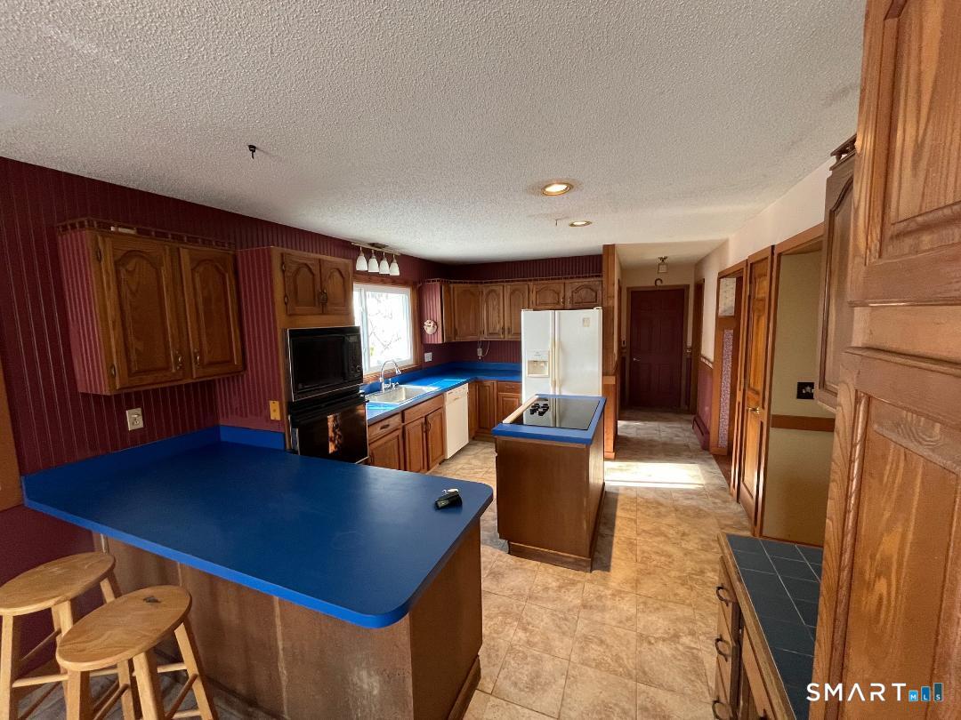 Photo 8 of 37 Potter School Road, Willington, CT