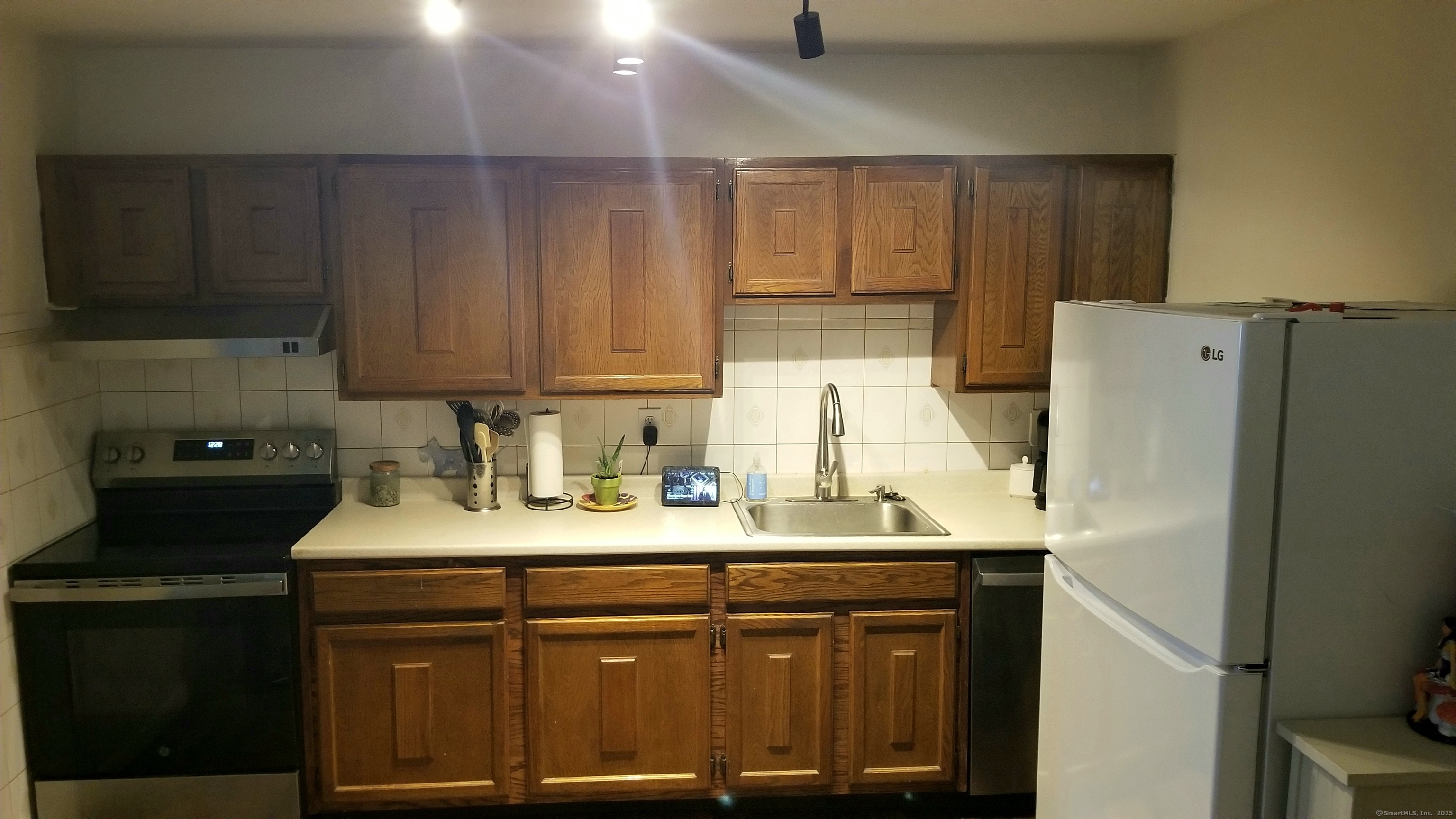 Photo 8 of 75 Balance Rock Road, Seymour, CT