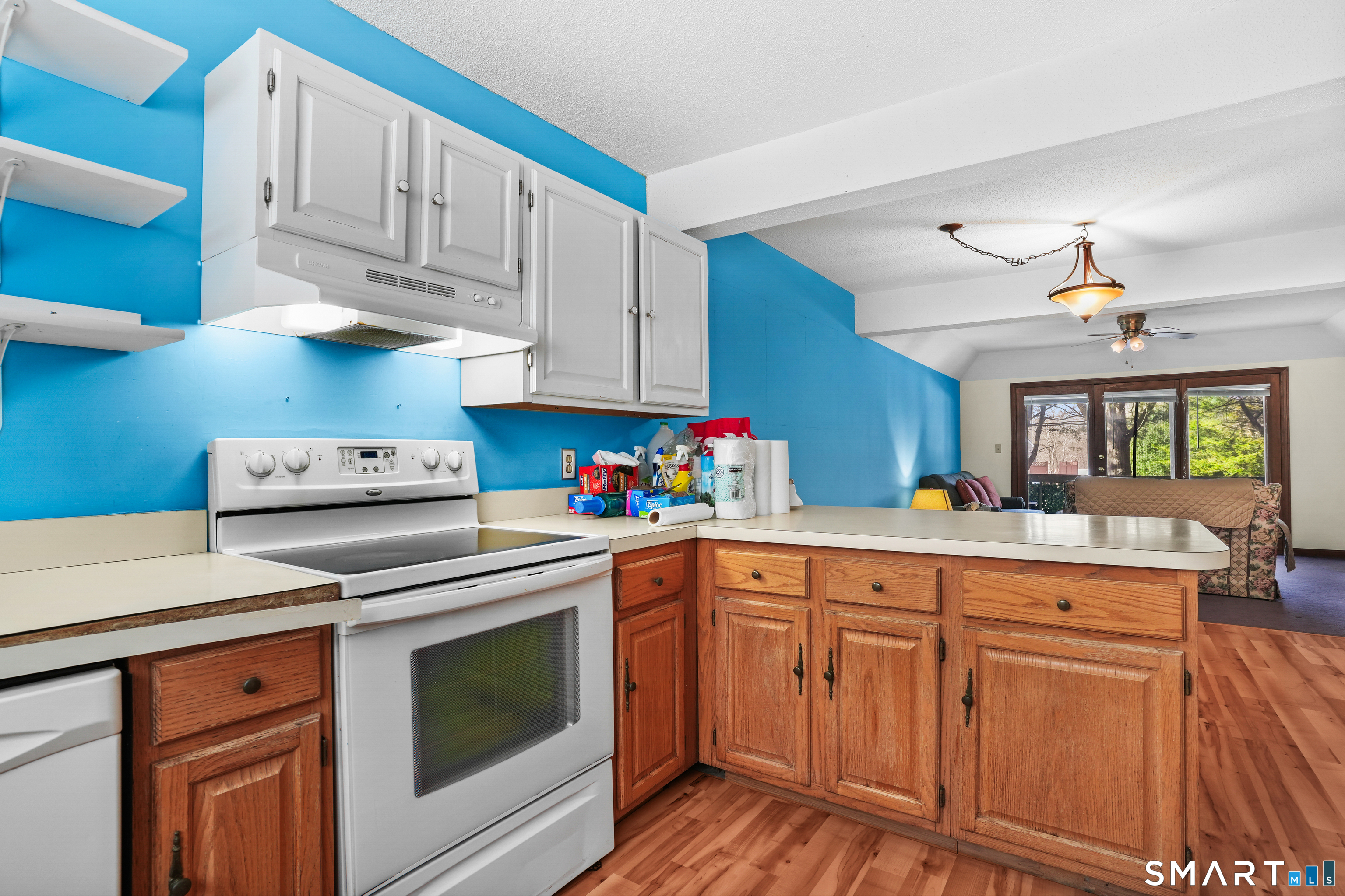 Photo 9 of 1655 Colony Road, Meriden, CT