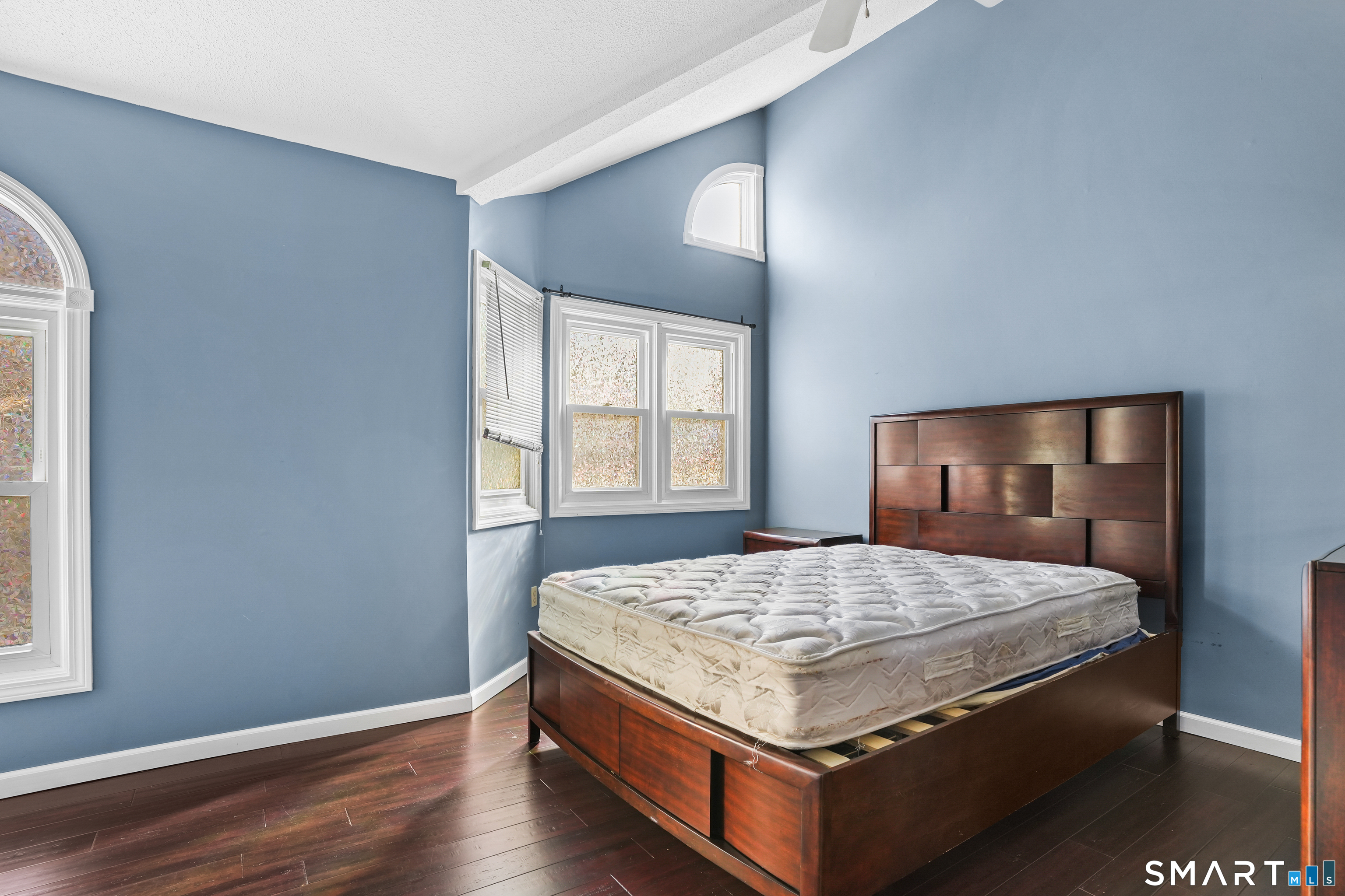 Photo 14 of 1655 Colony Road, Meriden, CT