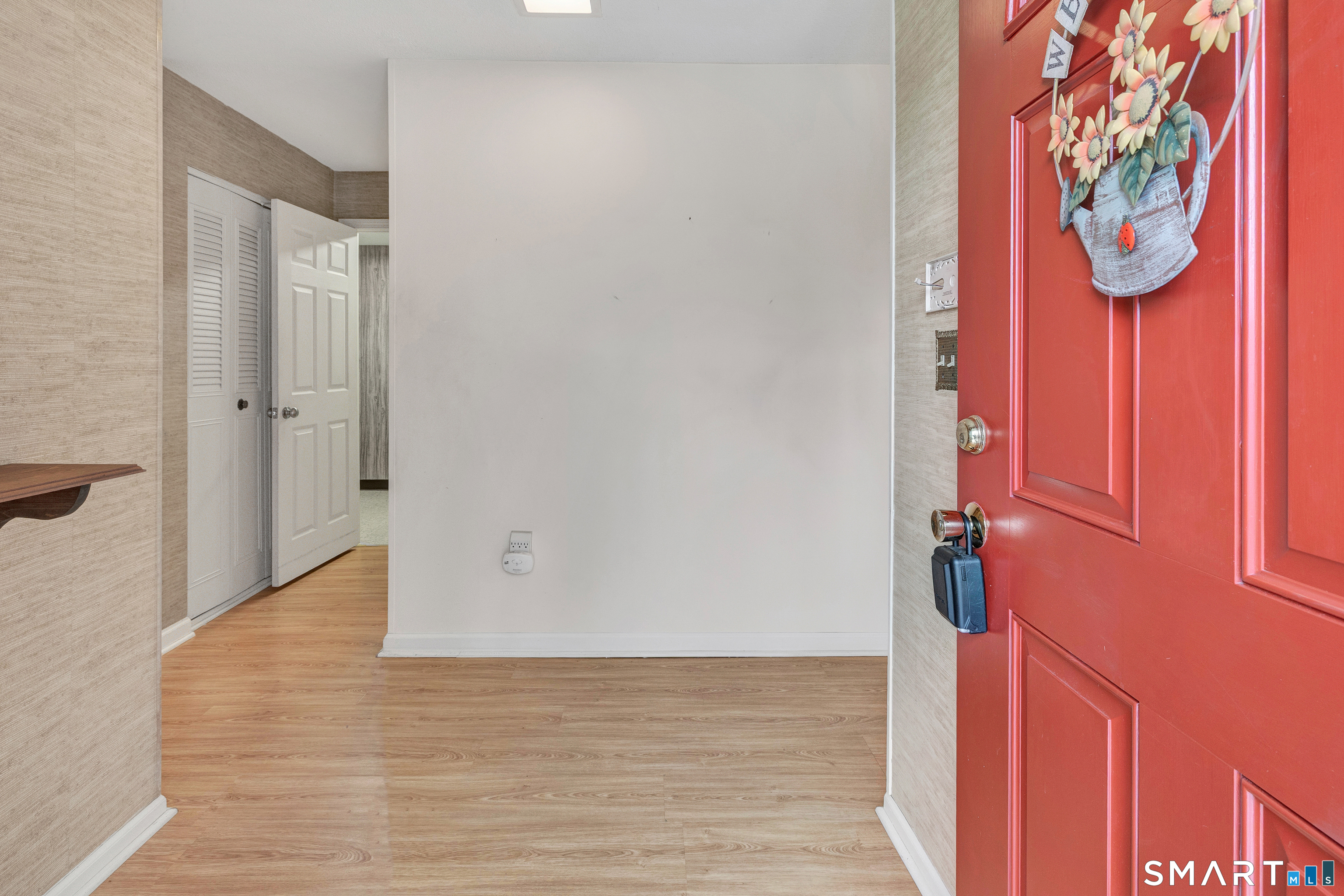 Homes for sale in Milford, CT | 330 Merwin Ave #1D, Milford, CT 06460 | MLS# 24151581