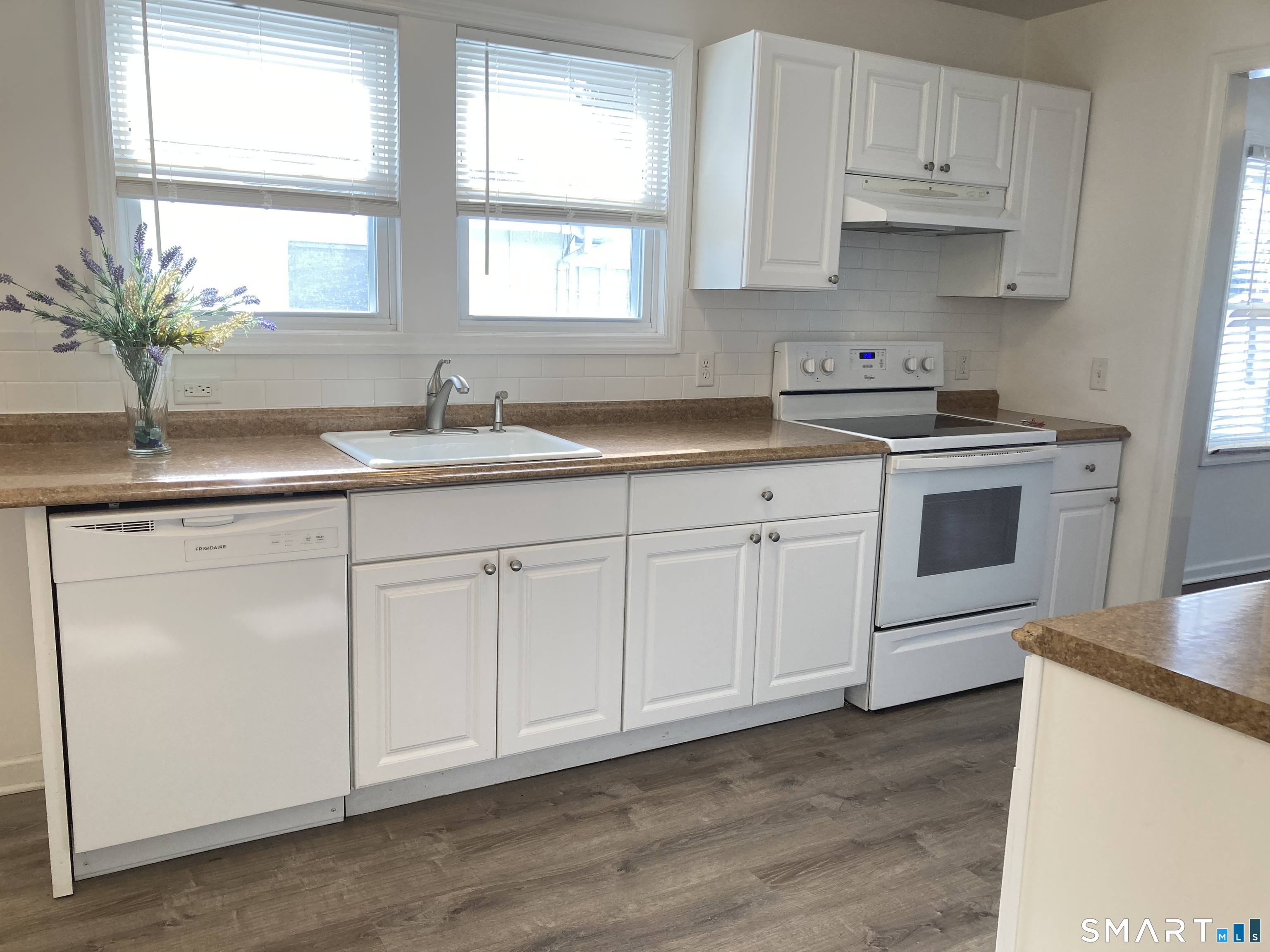 Photo 6 of 29 Sterling Place, Stamford, CT