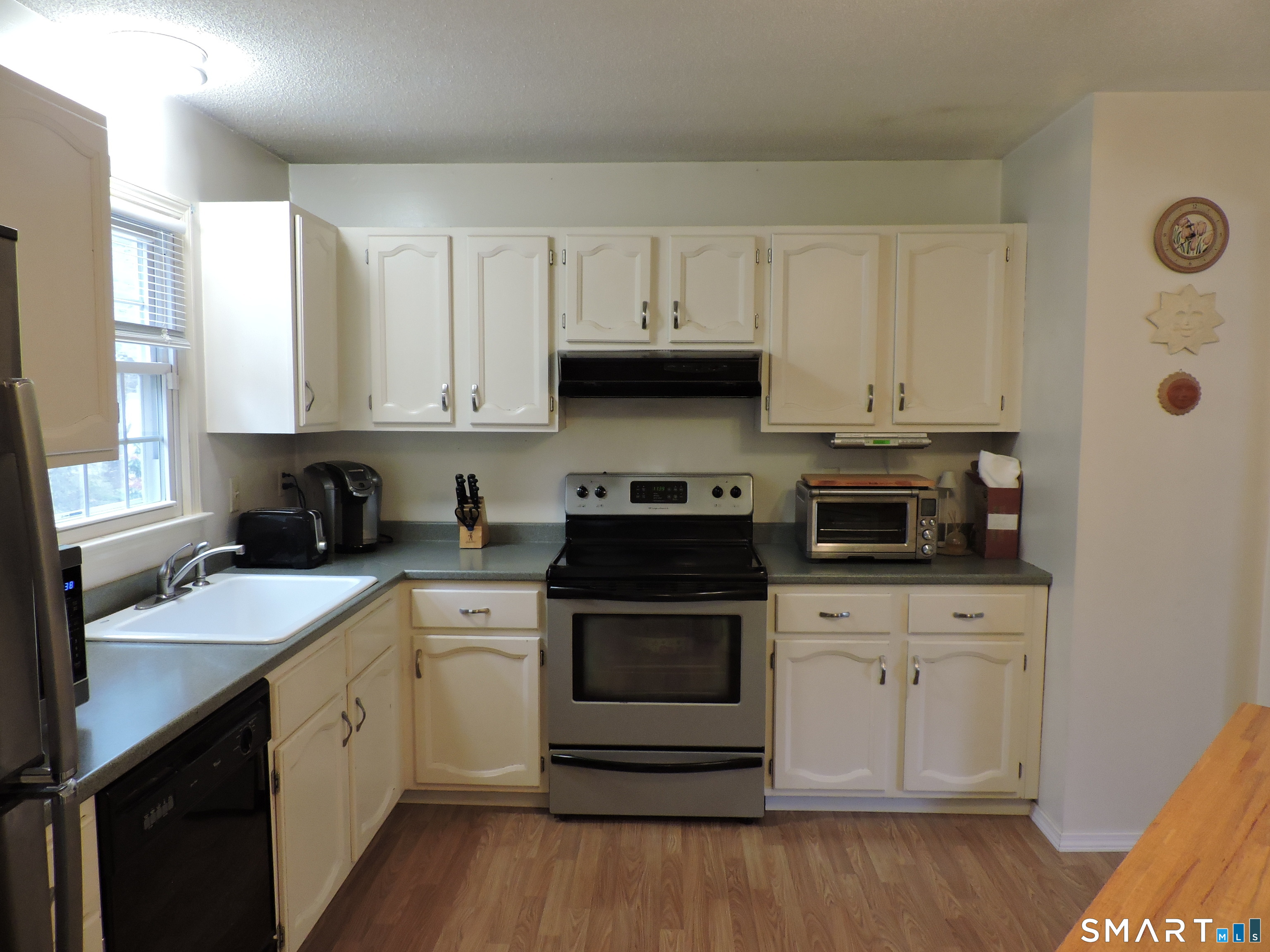 814 Graham, South Windsor, 06074, 3 Bedrooms Bedrooms, 0 ,1 BathroomBathrooms,Single Family For Sale,For Sale,Graham,0,24149765