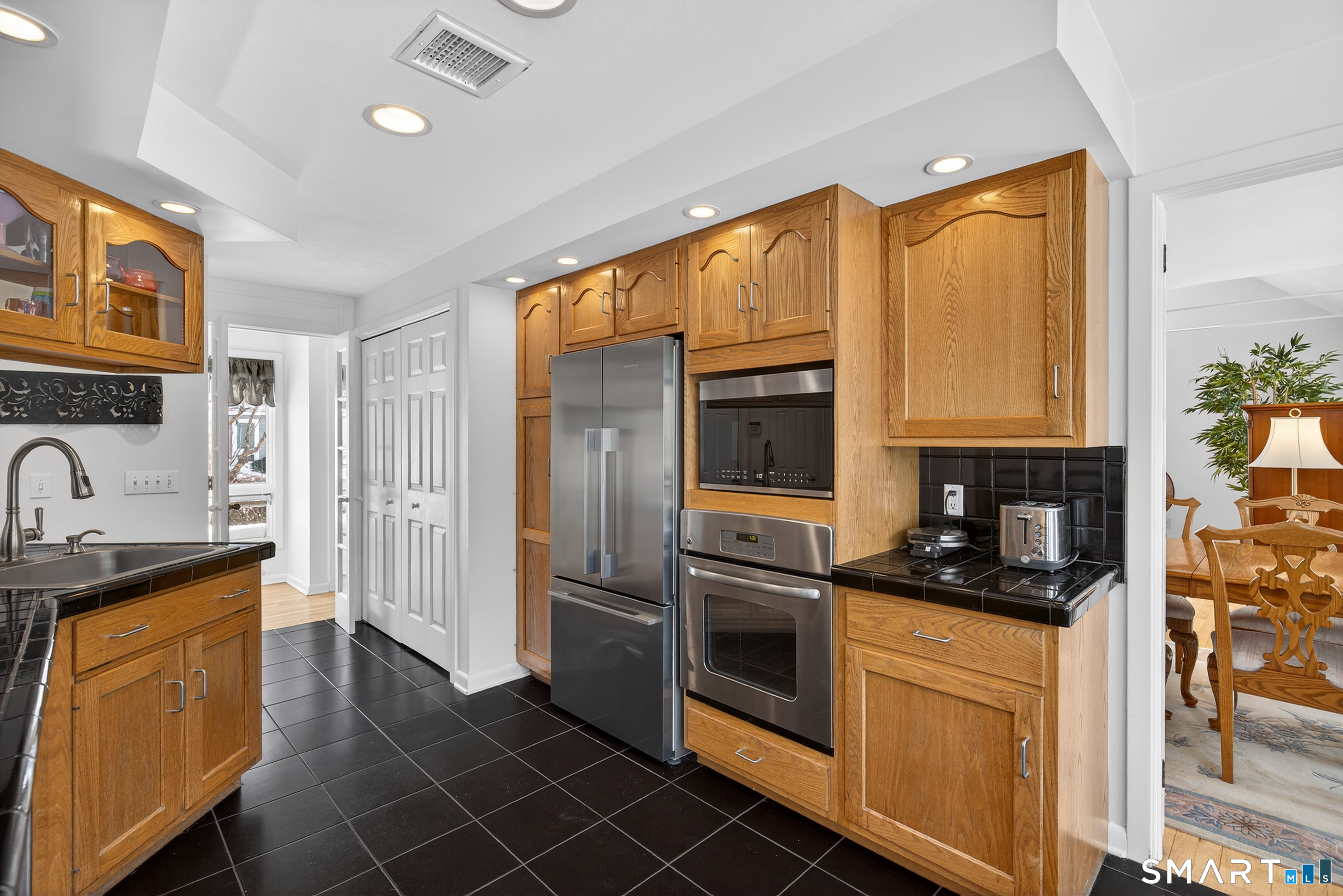 14 Centre Village, Madison, 06443, 1 Bedroom Bedrooms, 0 ,1 BathroomBathrooms,Condo/co-op For Sale,For Sale,Centre Village,0,24151579