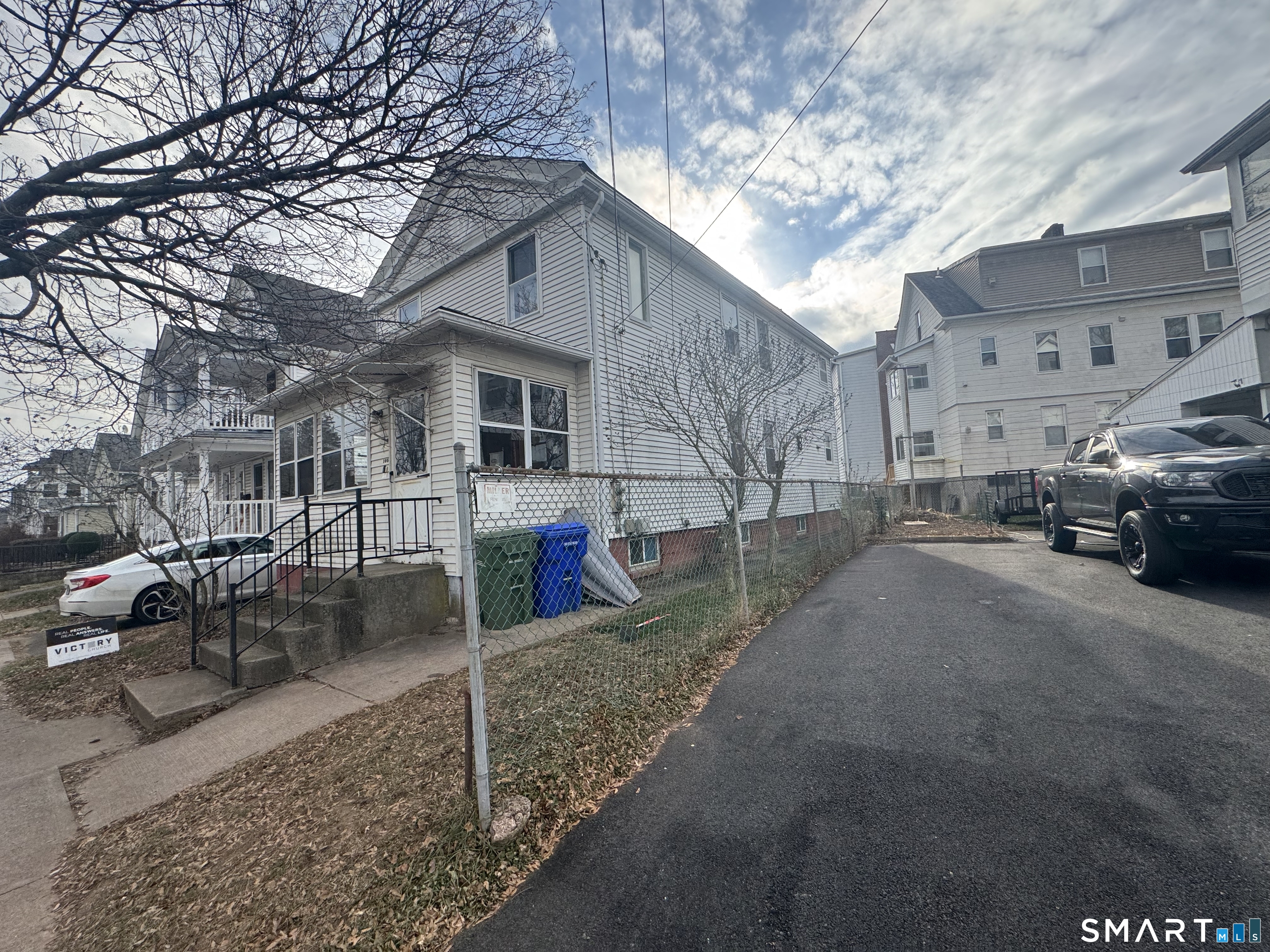 Homes for sale in Middletown, CT | 105 Spring St, Middletown, CT 06457 | MLS# 24151608