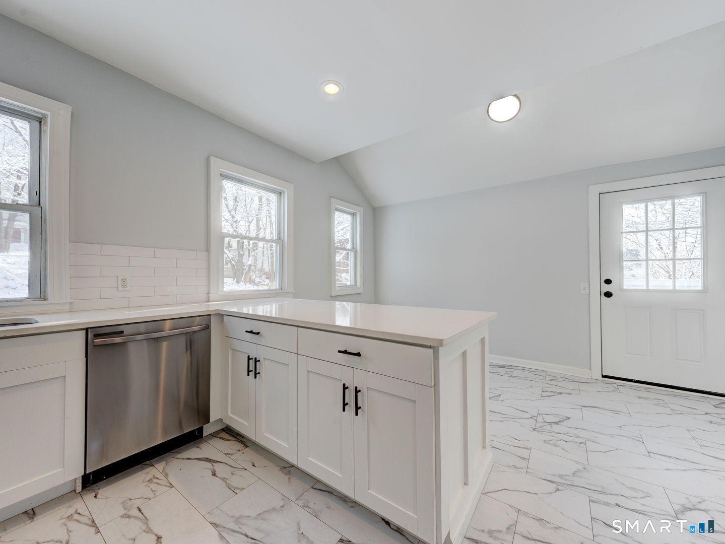 Photo 9 of 36 Bellevue Street, Waterbury, CT