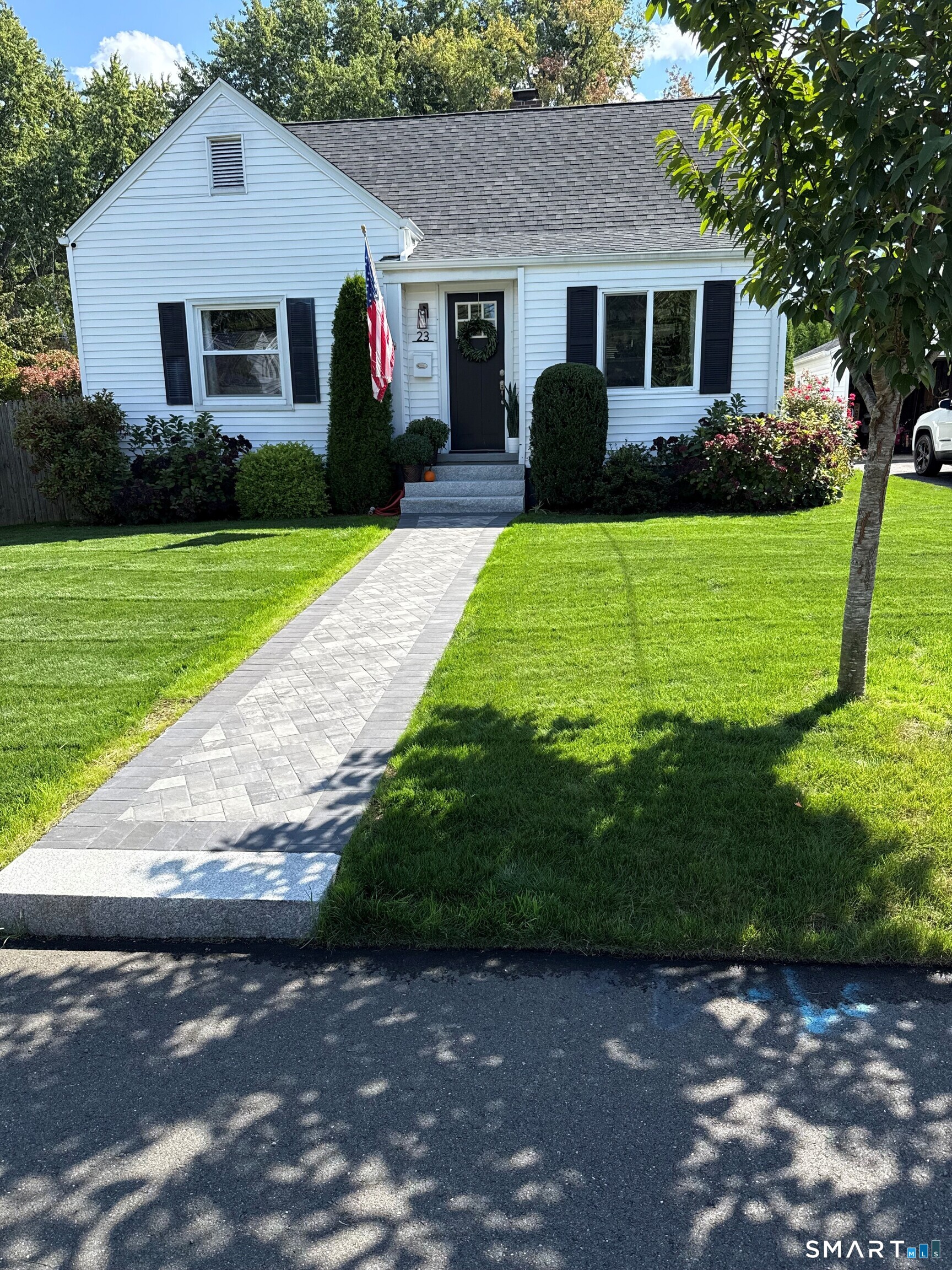 Homes for sale in Stratford, CT | 23 Arcadia Ave, Stratford, CT 06614 | MLS# 24151659