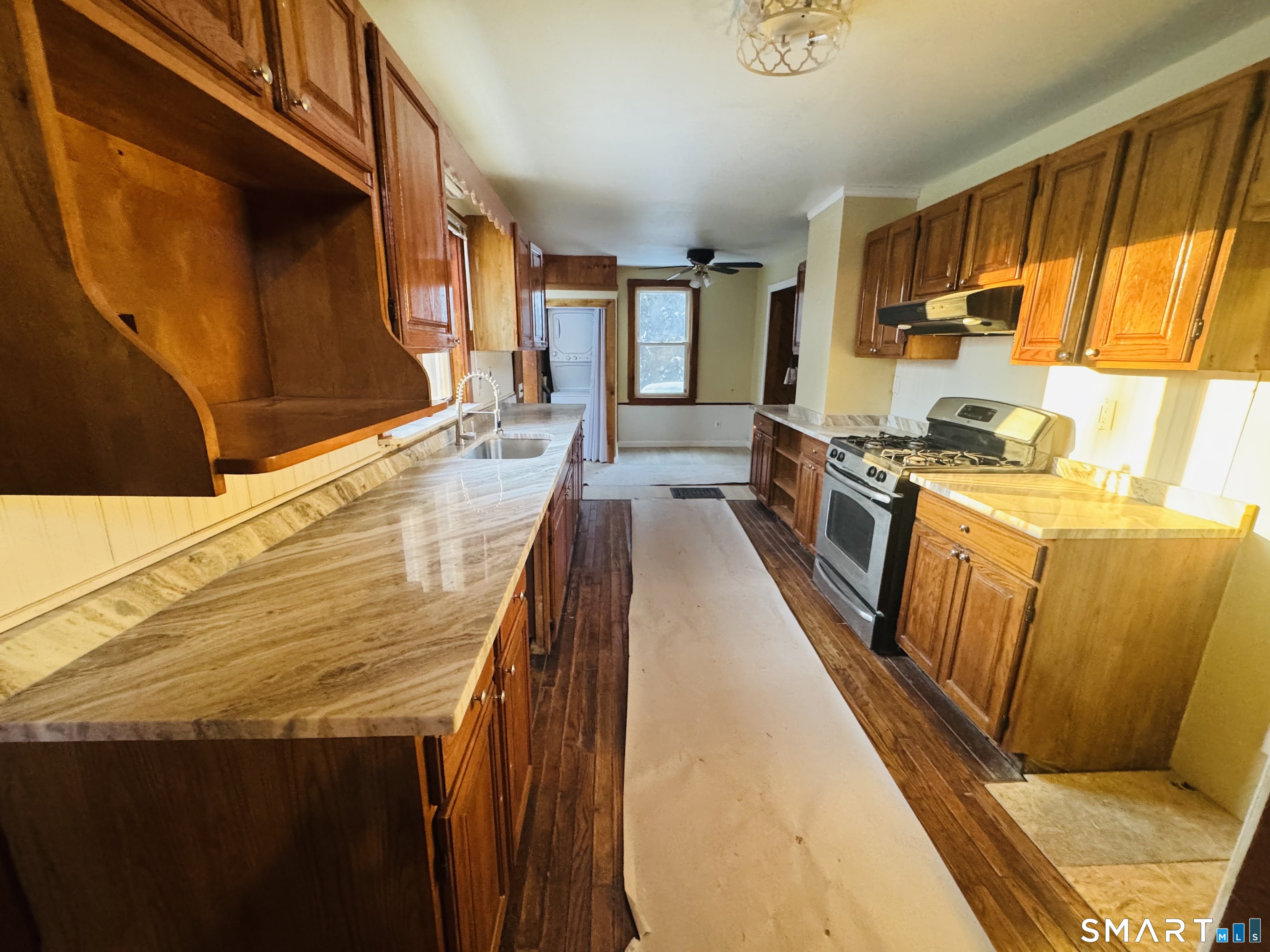 Photo 2 of 23 High Street, Plainfield, CT