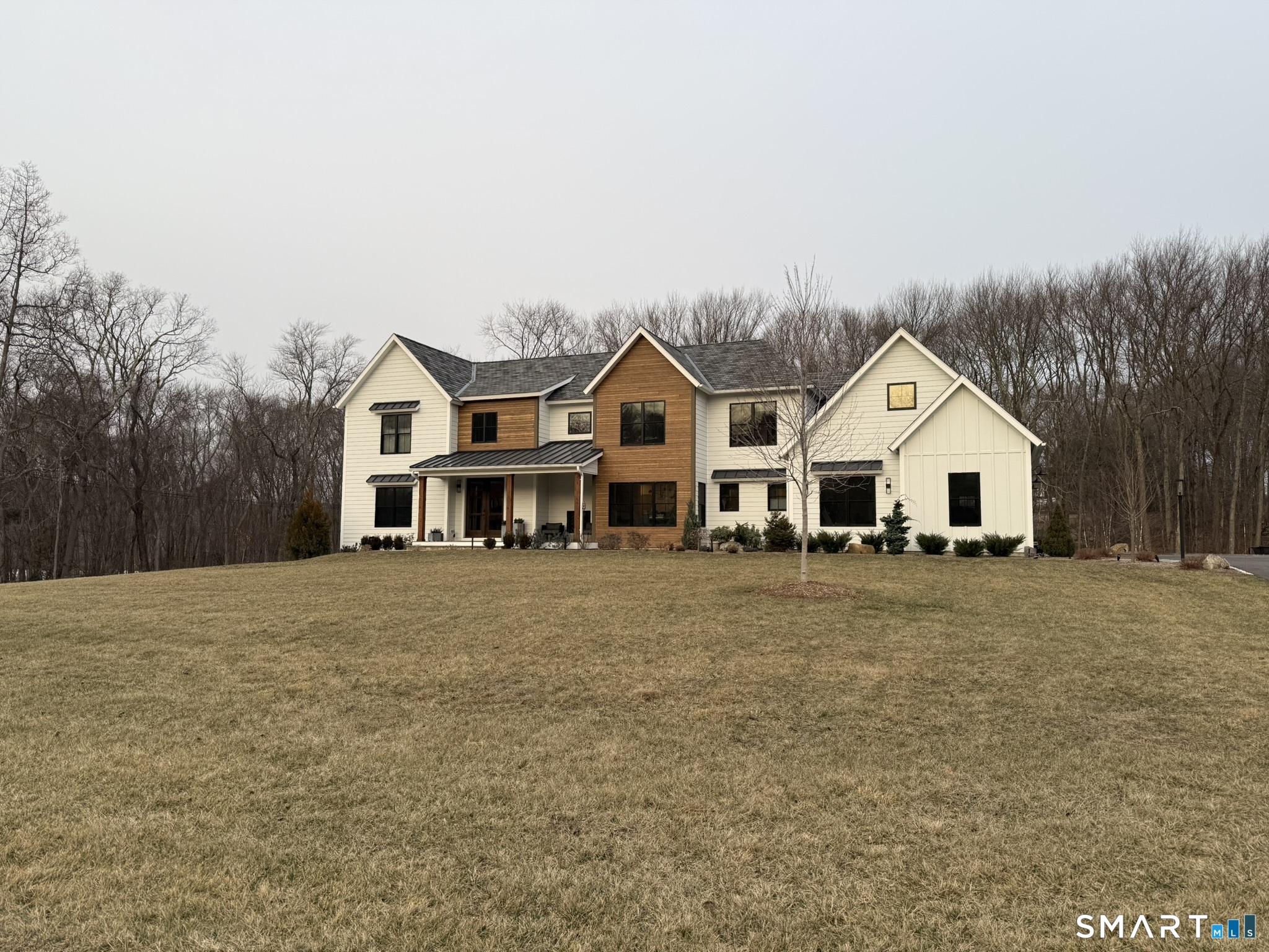 Homes for sale in Newtown, CT | Lot 8 Stone Bridge Trl, Newtown, CT 06482 | MLS# 24151663