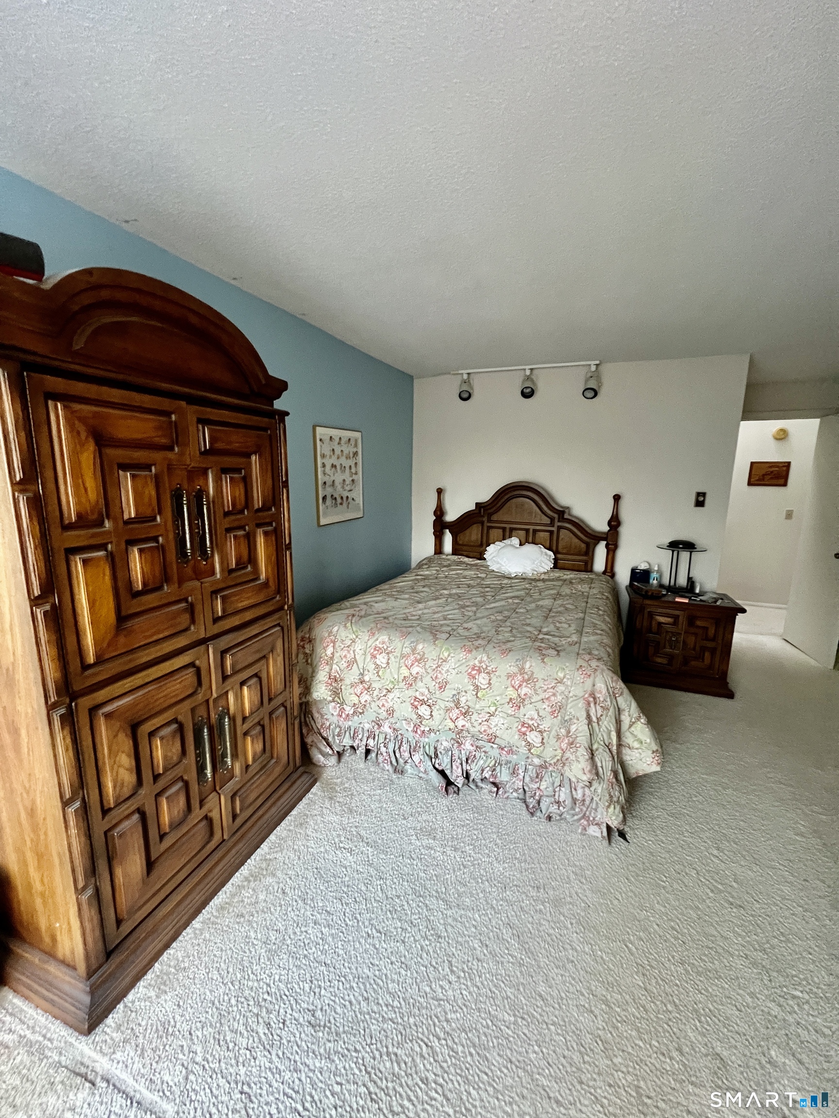 Photo 15 of 28 Evergreen Road, Torrington, CT