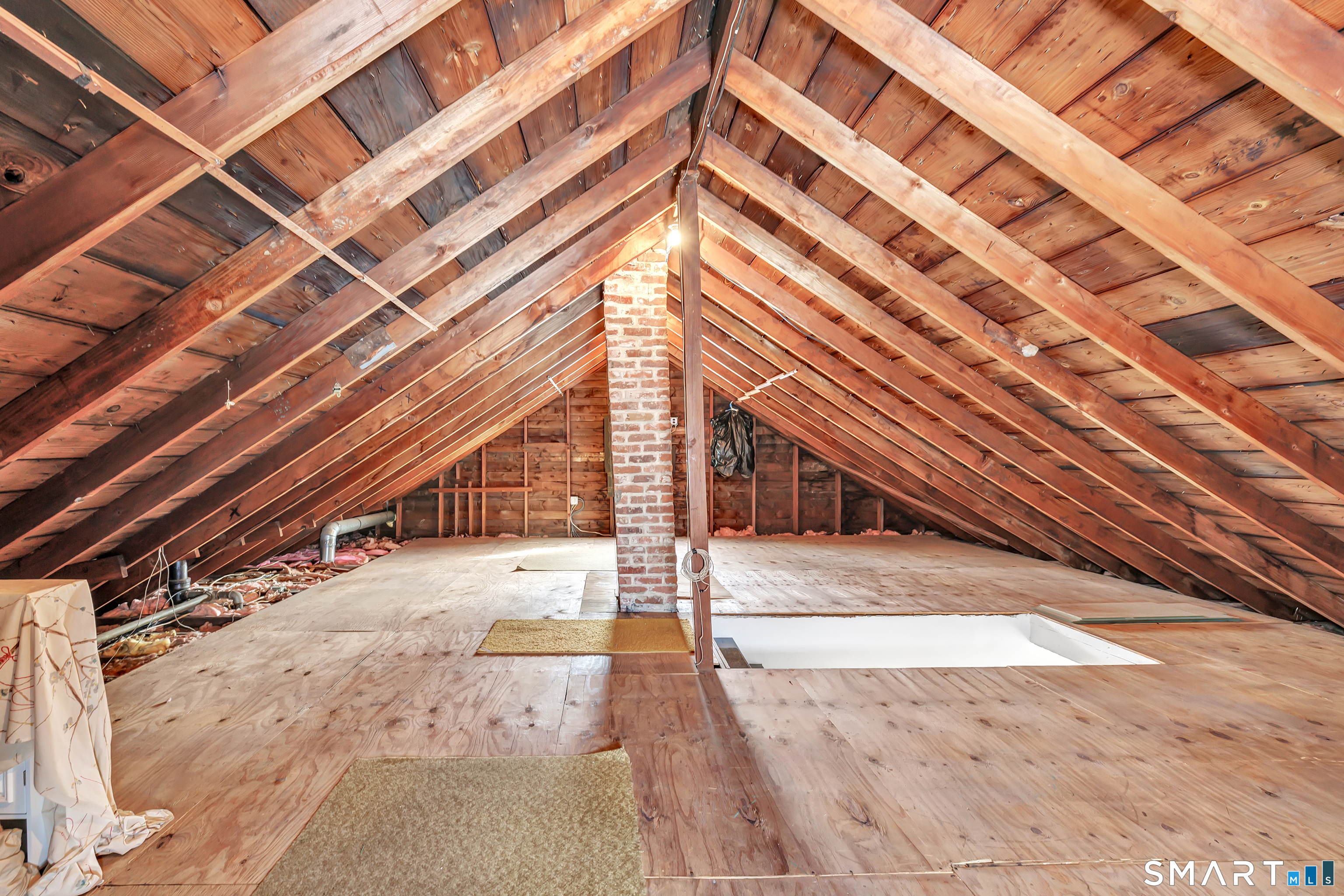 Homes for sale in Waterbury, CT | 425 Piedmont St, Waterbury, CT 06706 | MLS# 24151041