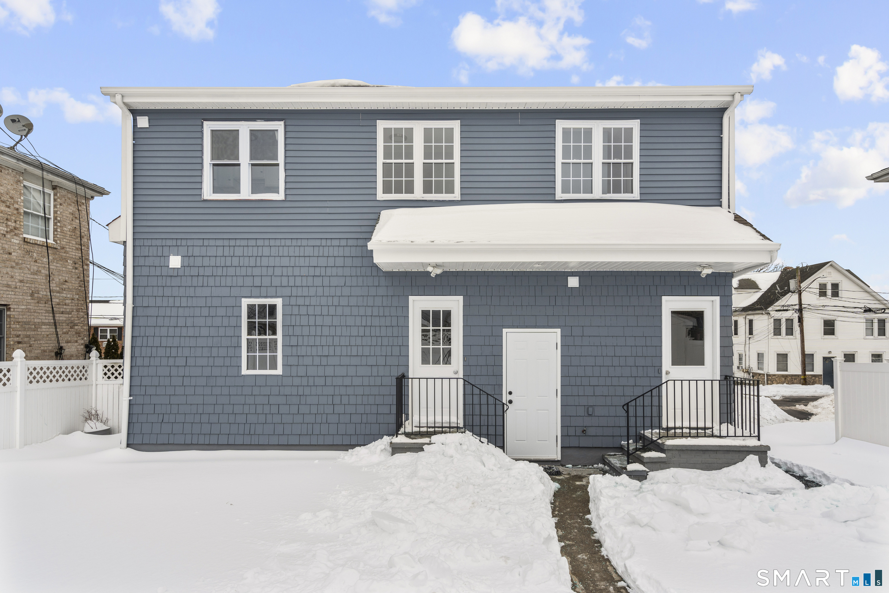 Homes for sale in Stamford, CT | 85 Avery St, Stamford, CT 06902 | MLS# 24151343