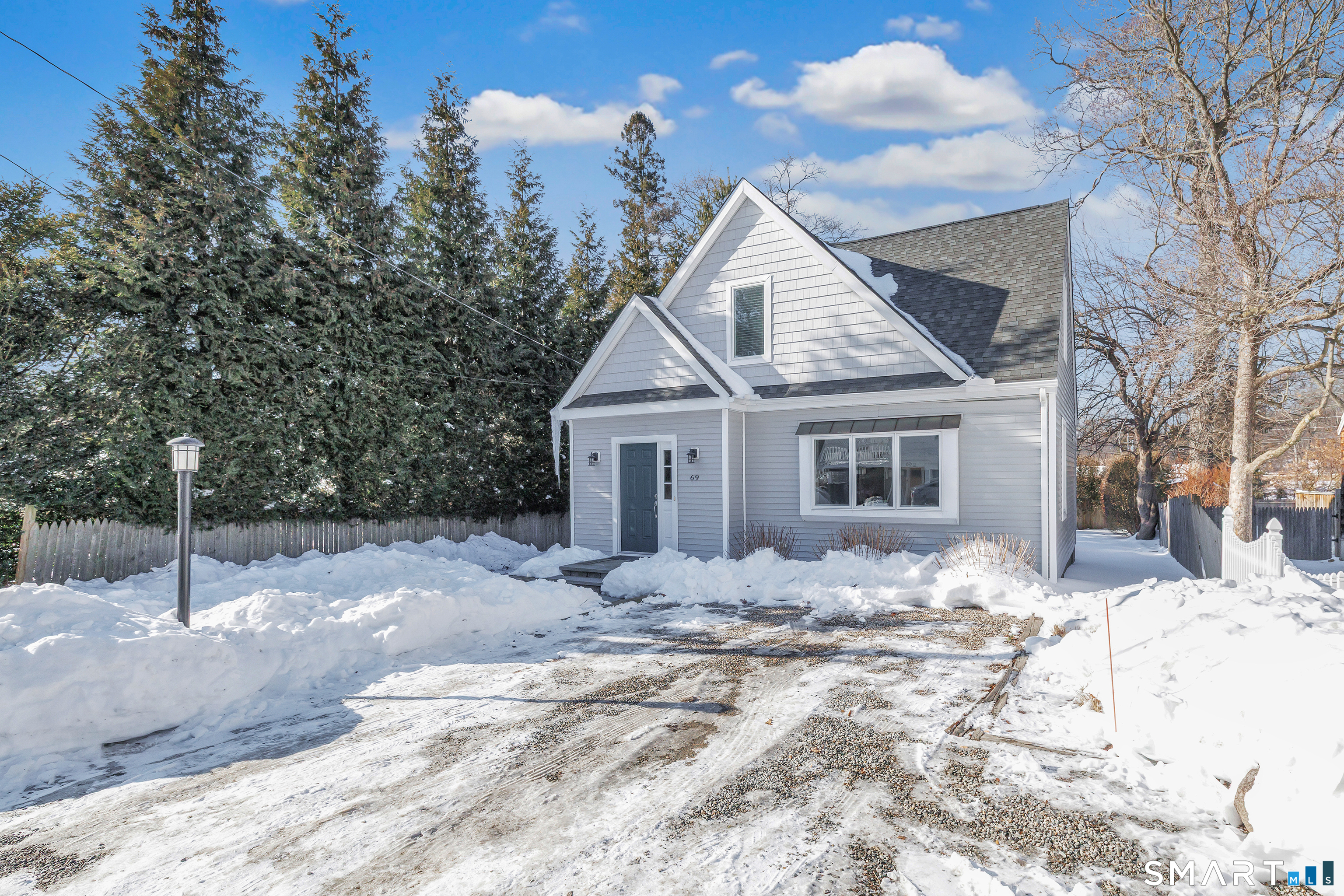 Homes for sale in Westport, CT | 69 Grove Point Rd, Westport, CT 06880 | MLS# 24149889