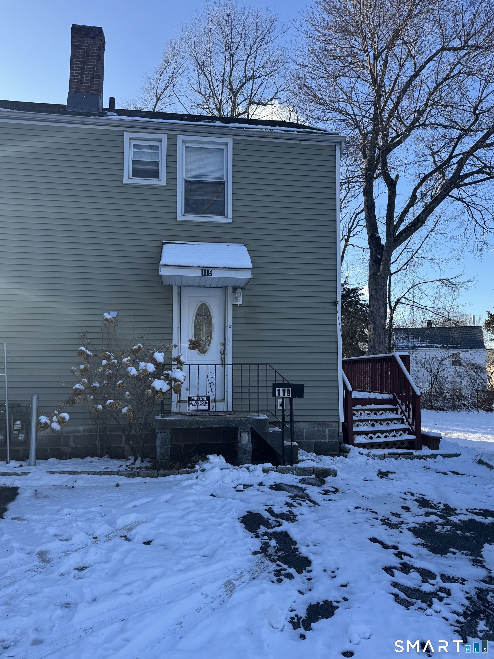 Photo 1 of 117 Dupont Place, Bridgeport, CT