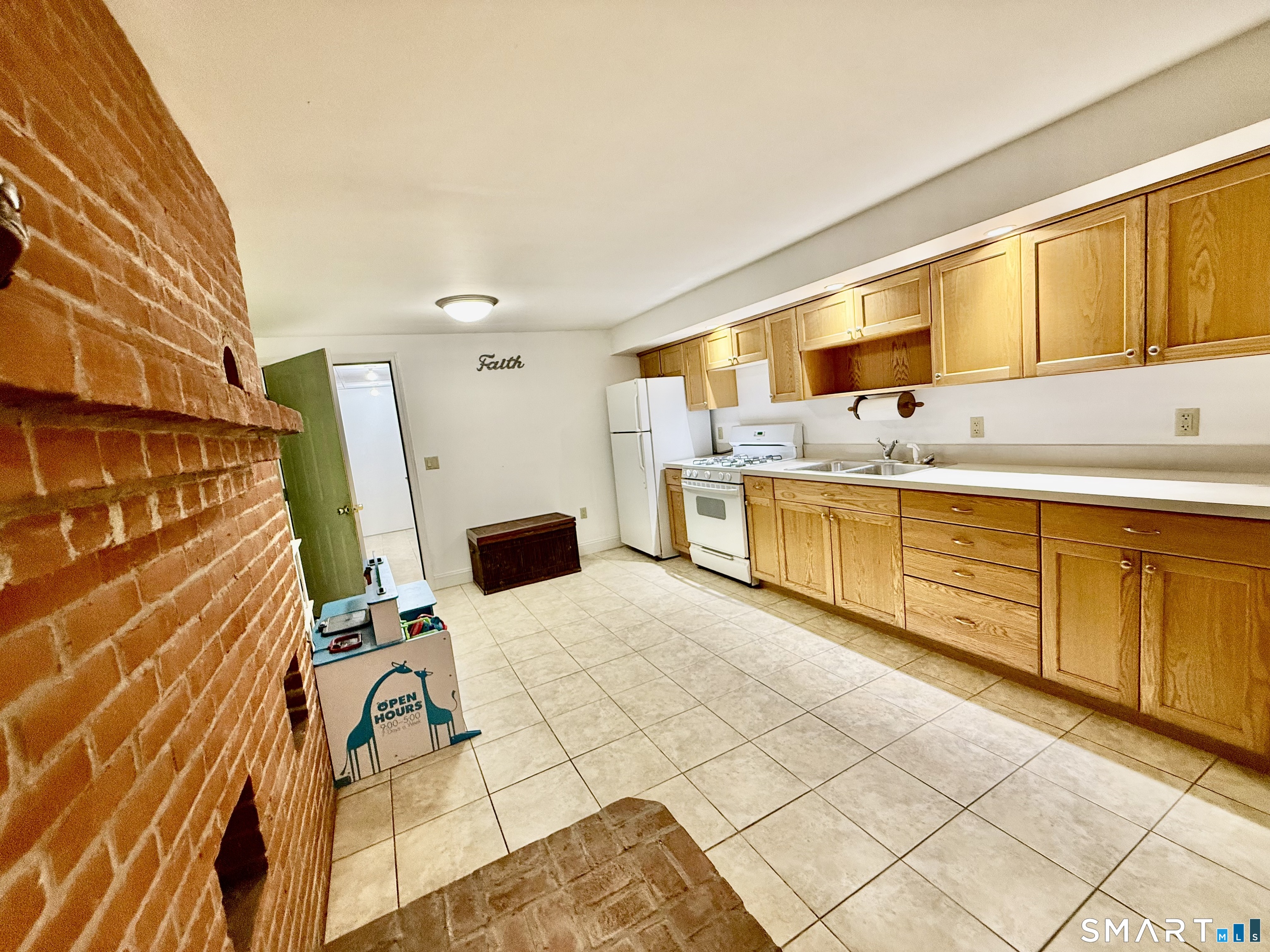 Photo 24 of 1425 Exeter Road, Lebanon, CT