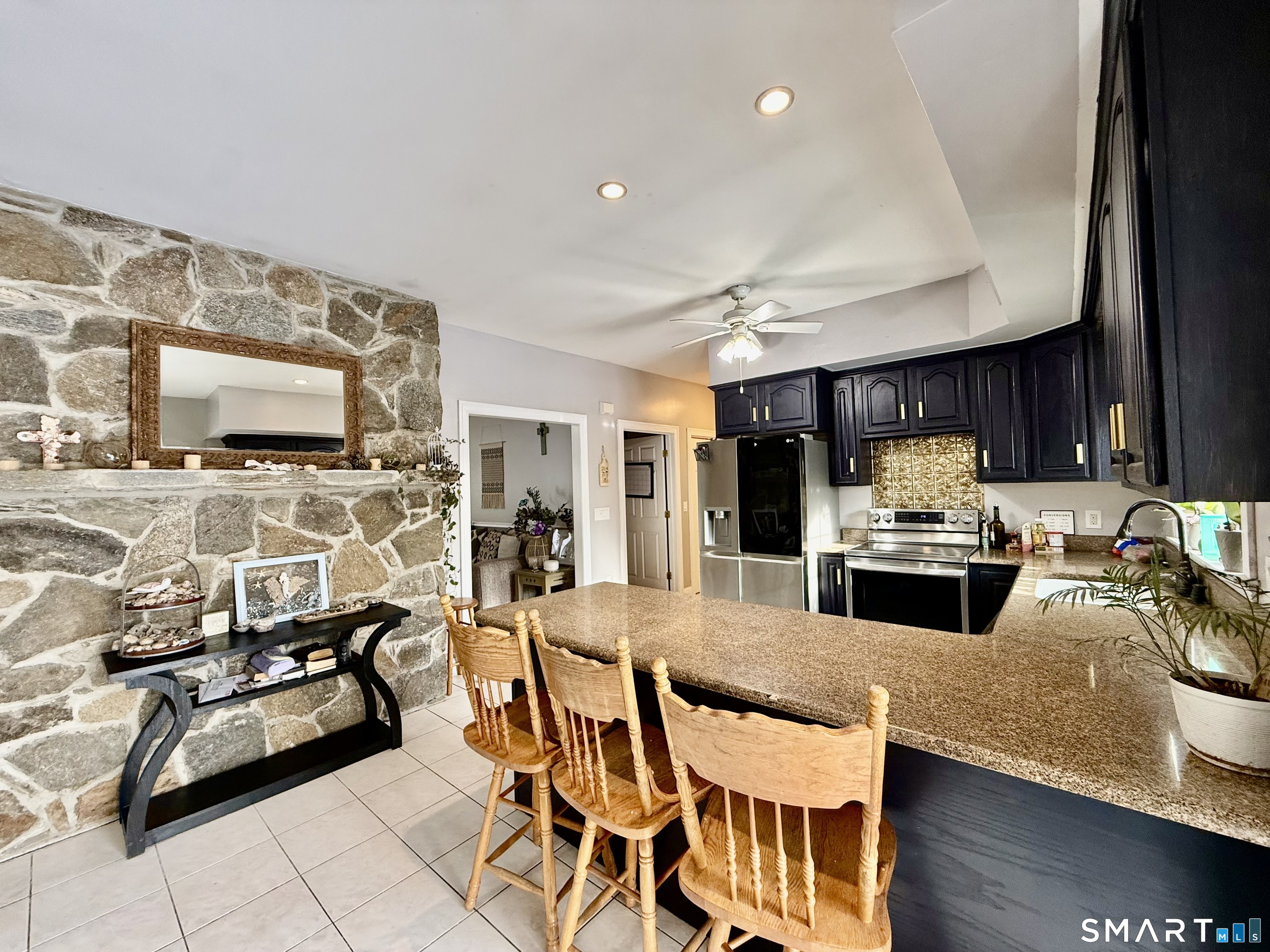 Photo 6 of 1425 Exeter Road, Lebanon, CT