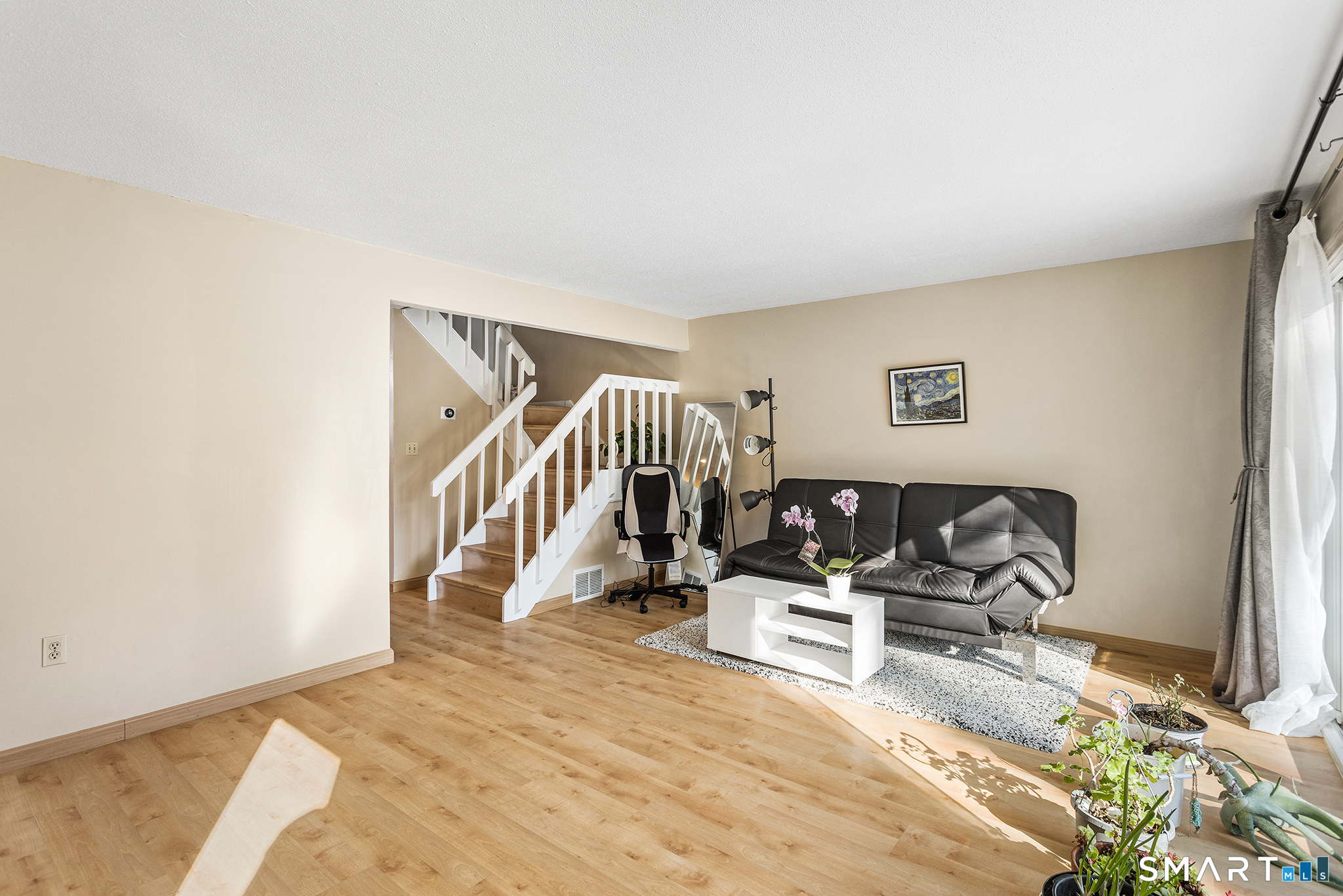 Homes for sale in Simsbury, CT | 126 Hopmeadow St #APT 3H, Simsbury, CT 06089 | MLS# 24151171