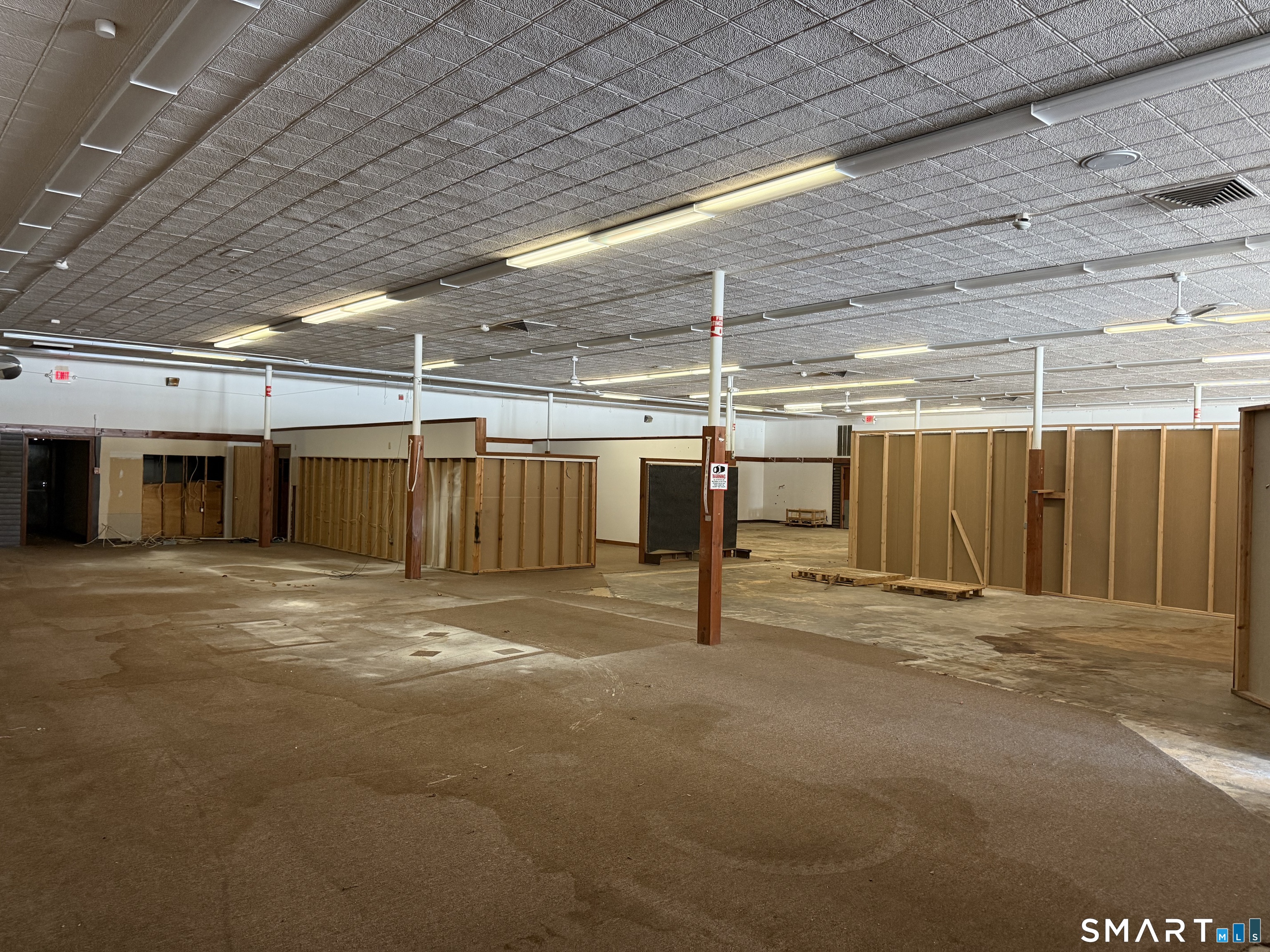 98 Main, Westerly, 02891, 0 , 0 ,0,Commercial For Lease,For Rent,Main,0,24151245