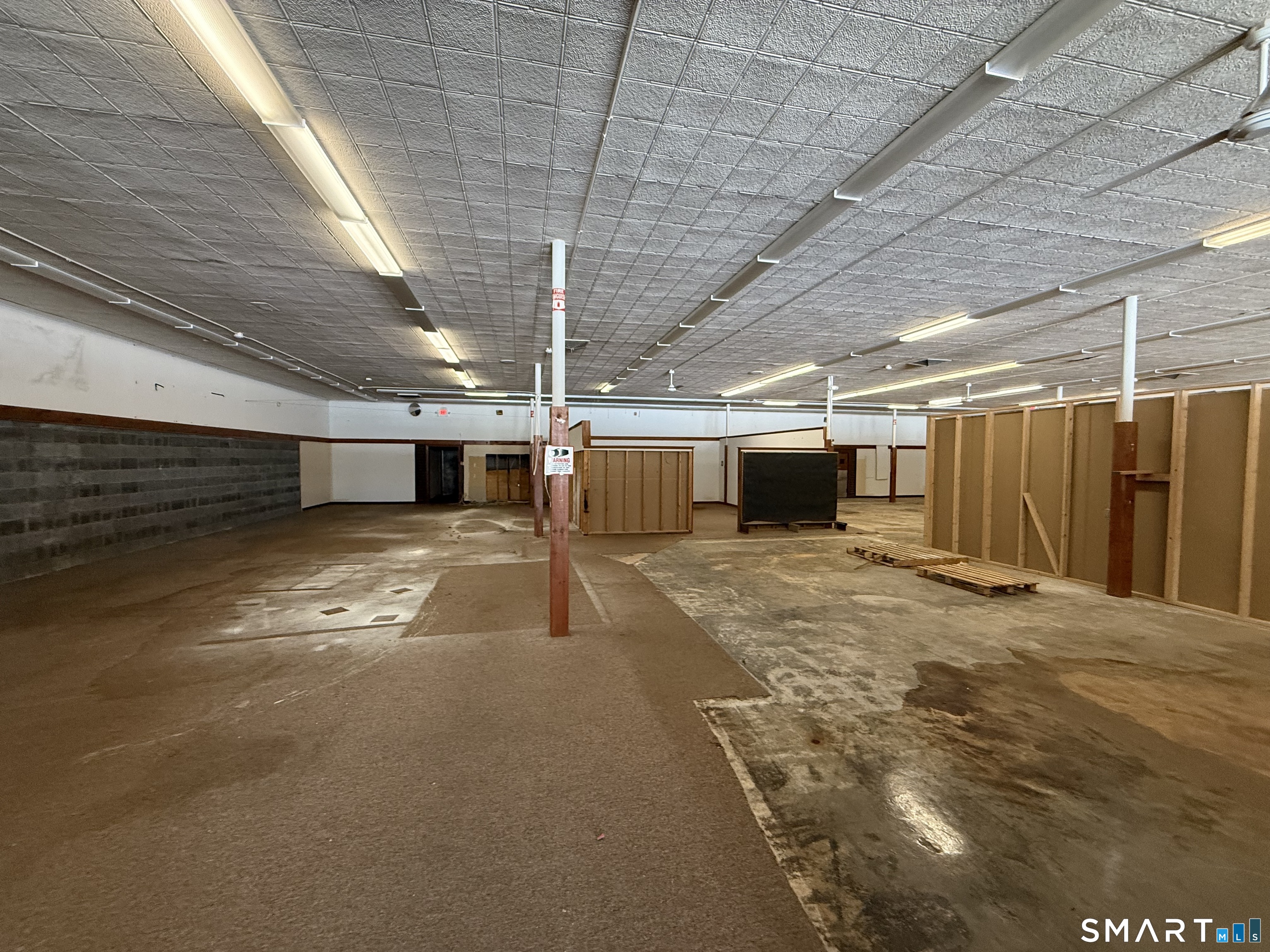 98 Main, Westerly, 02891, 0 , 0 ,0,Commercial For Lease,For Rent,Main,0,24151245