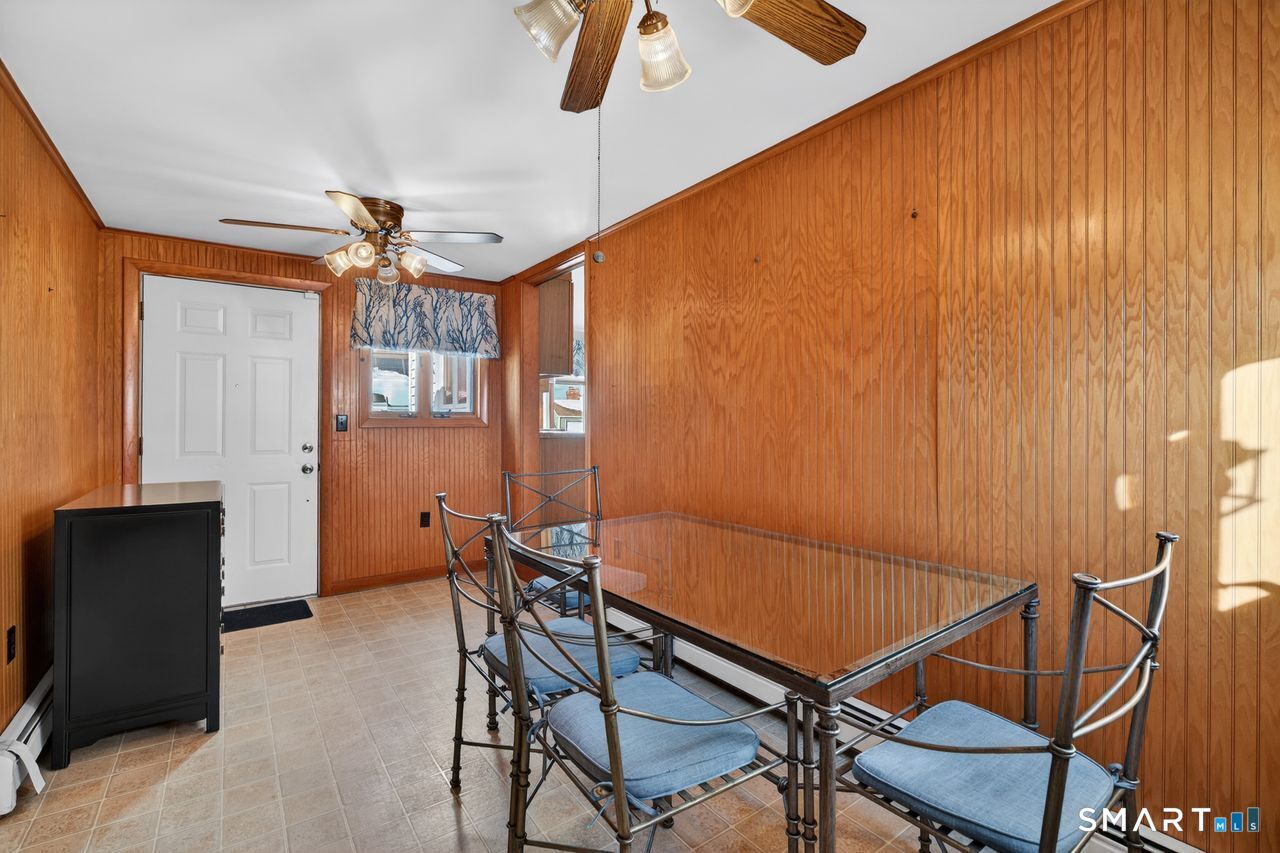 Photo 4 of 193 Greenfield Avenue, Stratford, CT