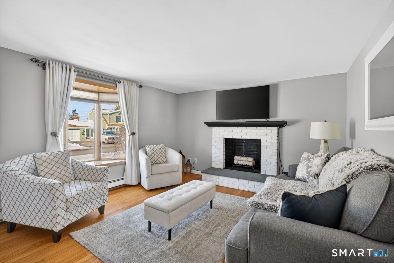 Photo 13 of 193 Greenfield Avenue, Stratford, CT