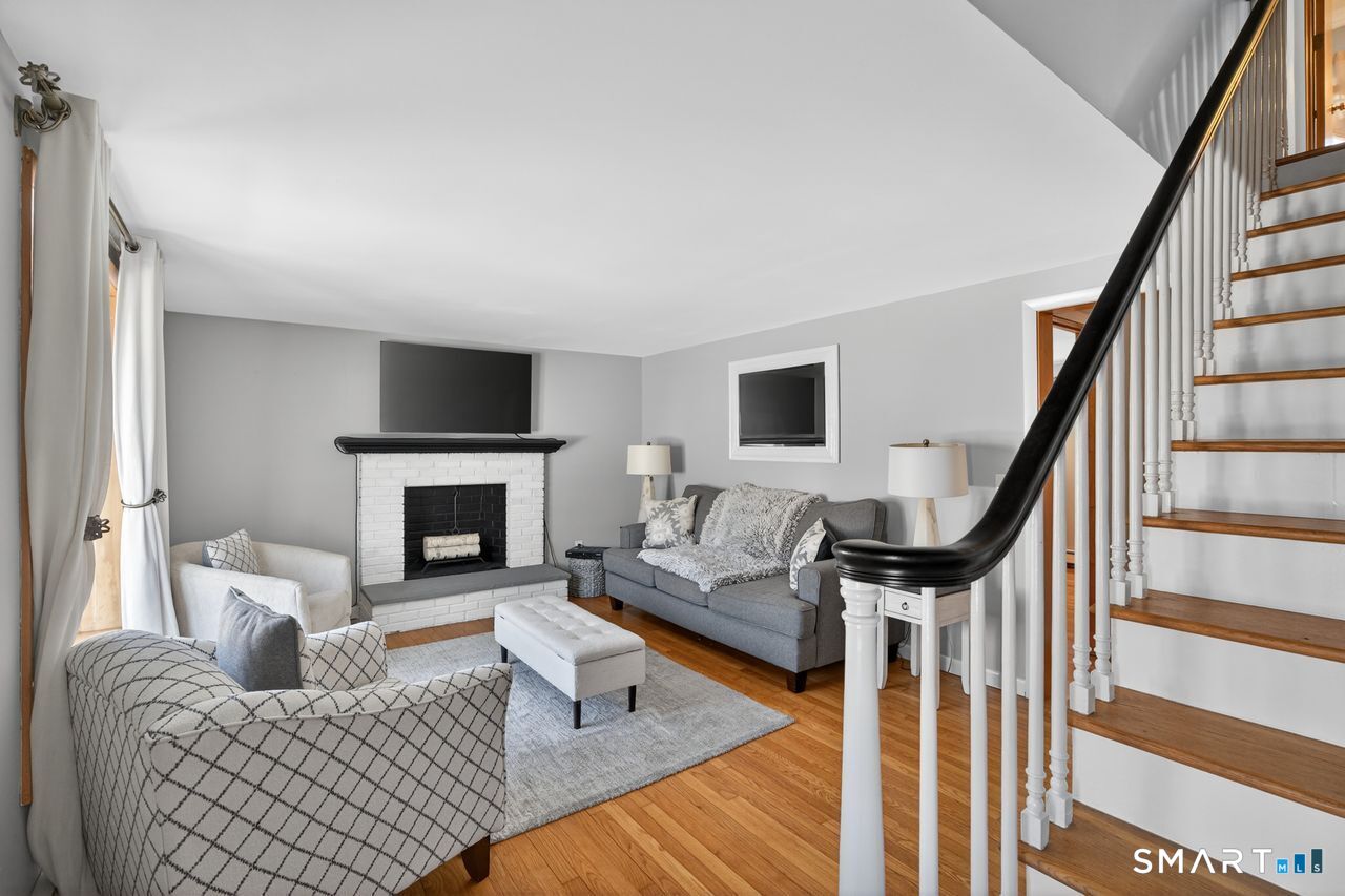 Photo 16 of 193 Greenfield Avenue, Stratford, CT