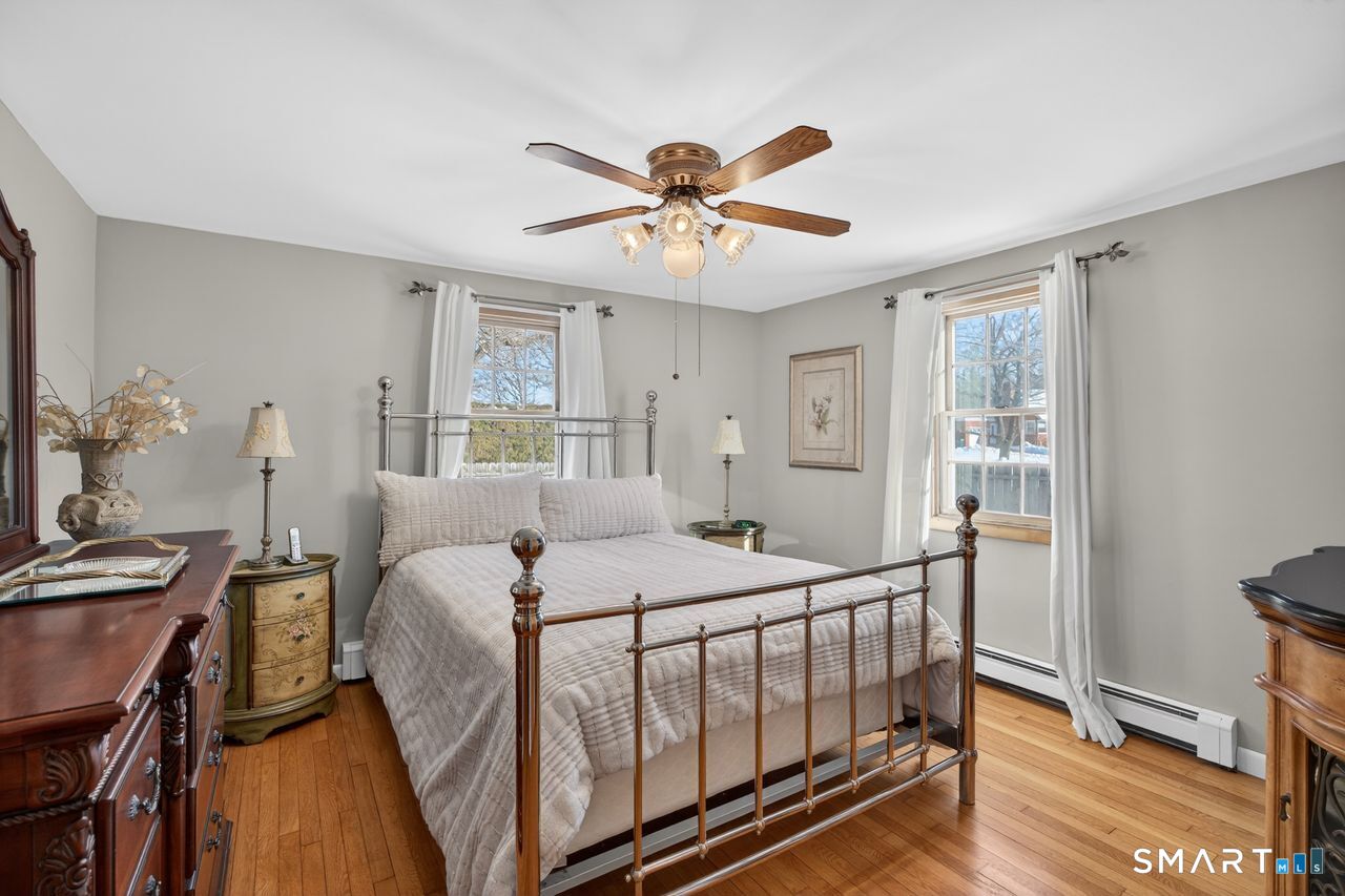 Photo 20 of 193 Greenfield Avenue, Stratford, CT