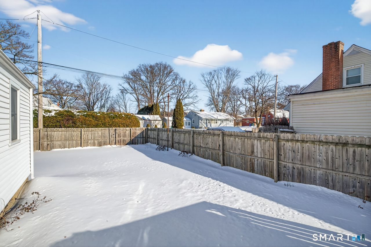 Photo 34 of 193 Greenfield Avenue, Stratford, CT