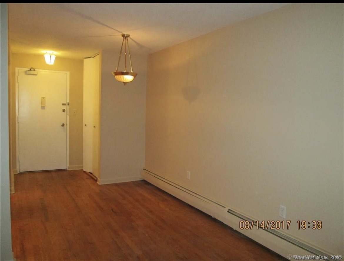 Homes for sale in West Hartford, CT | 108 Oakwood Ave #APT A3, West Hartford, CT 06119 | MLS# 24151975