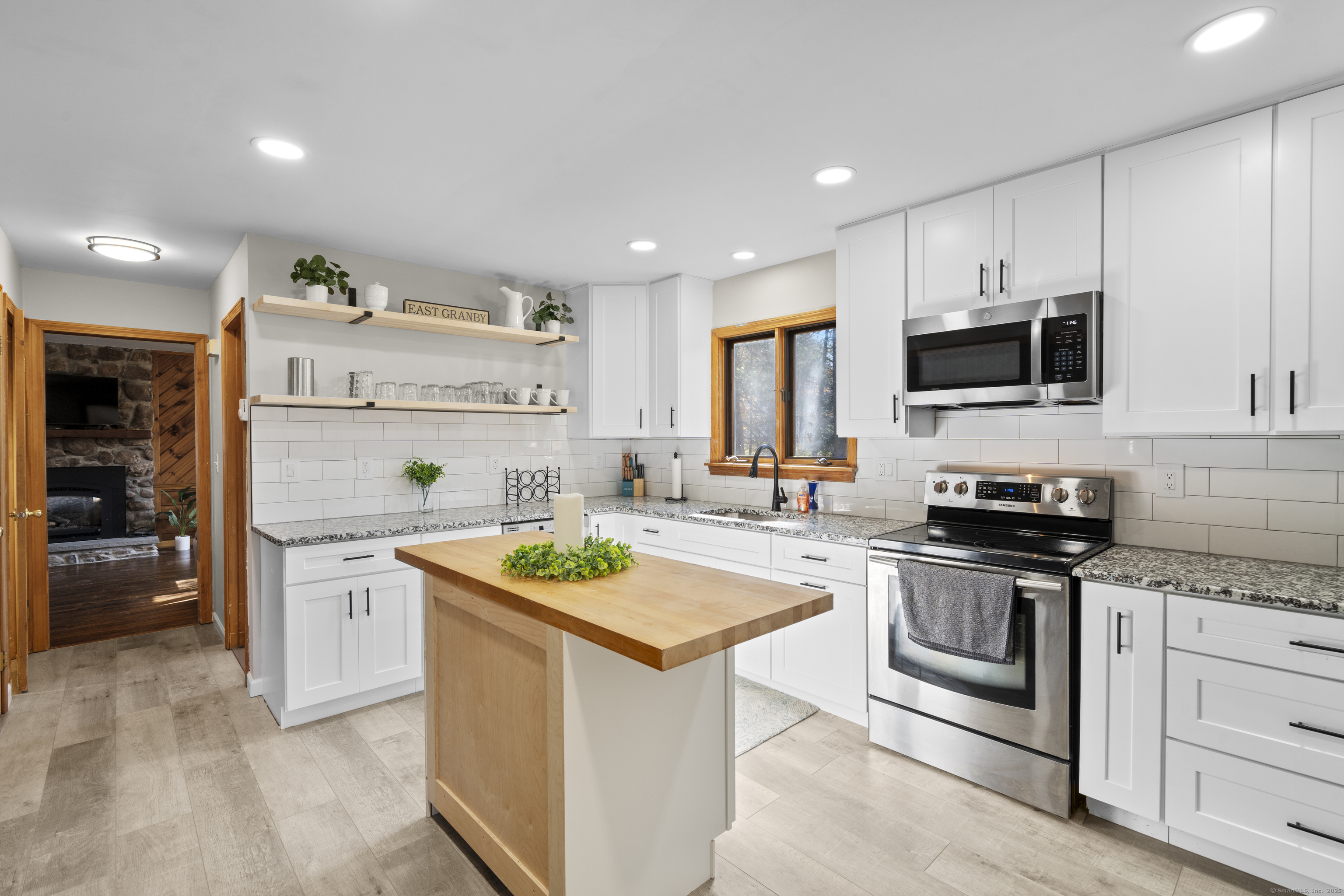 Homes for sale in Farmington, CT | 1 Burlington Rd, Farmington, CT 06085 | MLS# 24151956