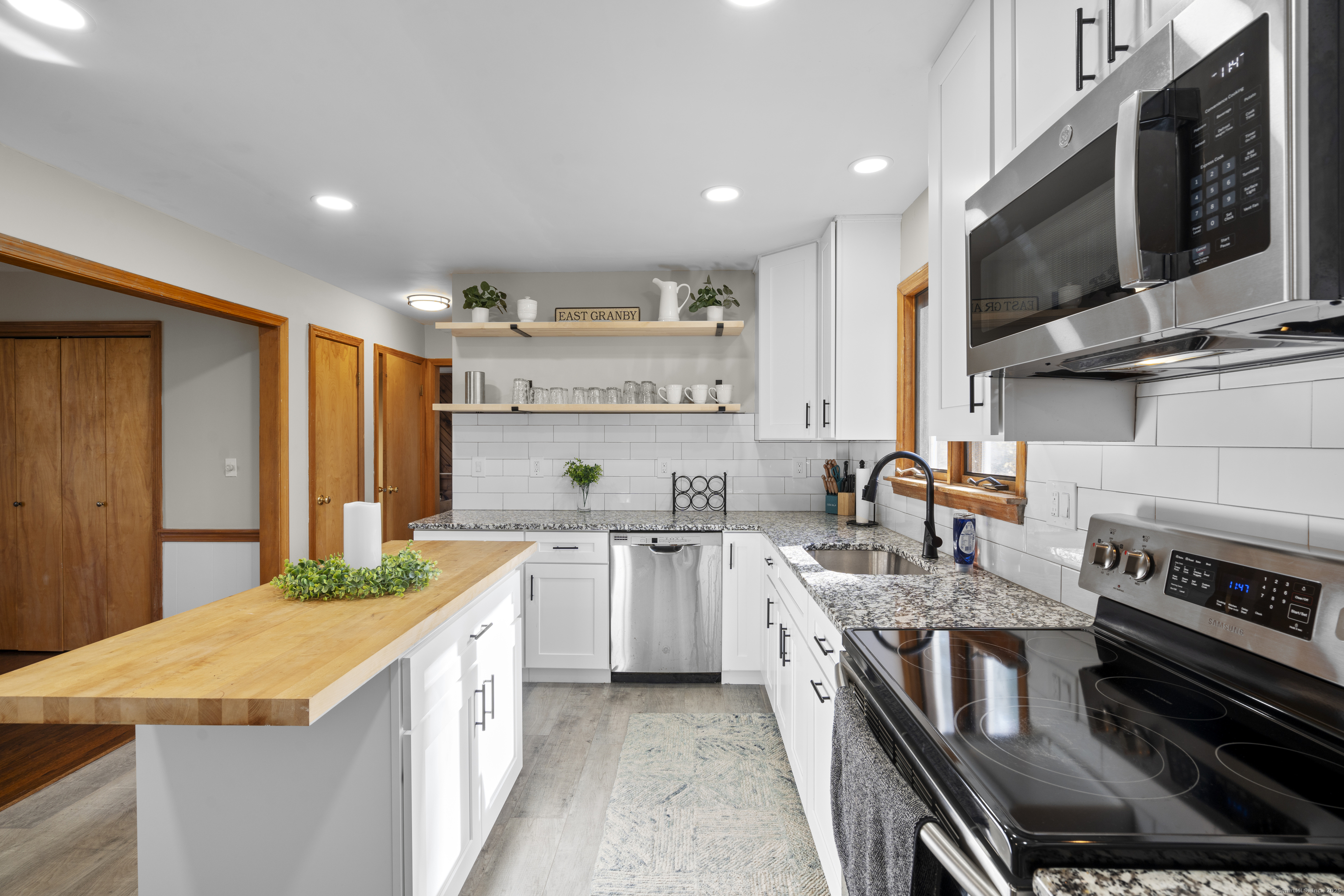 Homes for sale in Farmington, CT | 1 Burlington Rd, Farmington, CT 06085 | MLS# 24151956