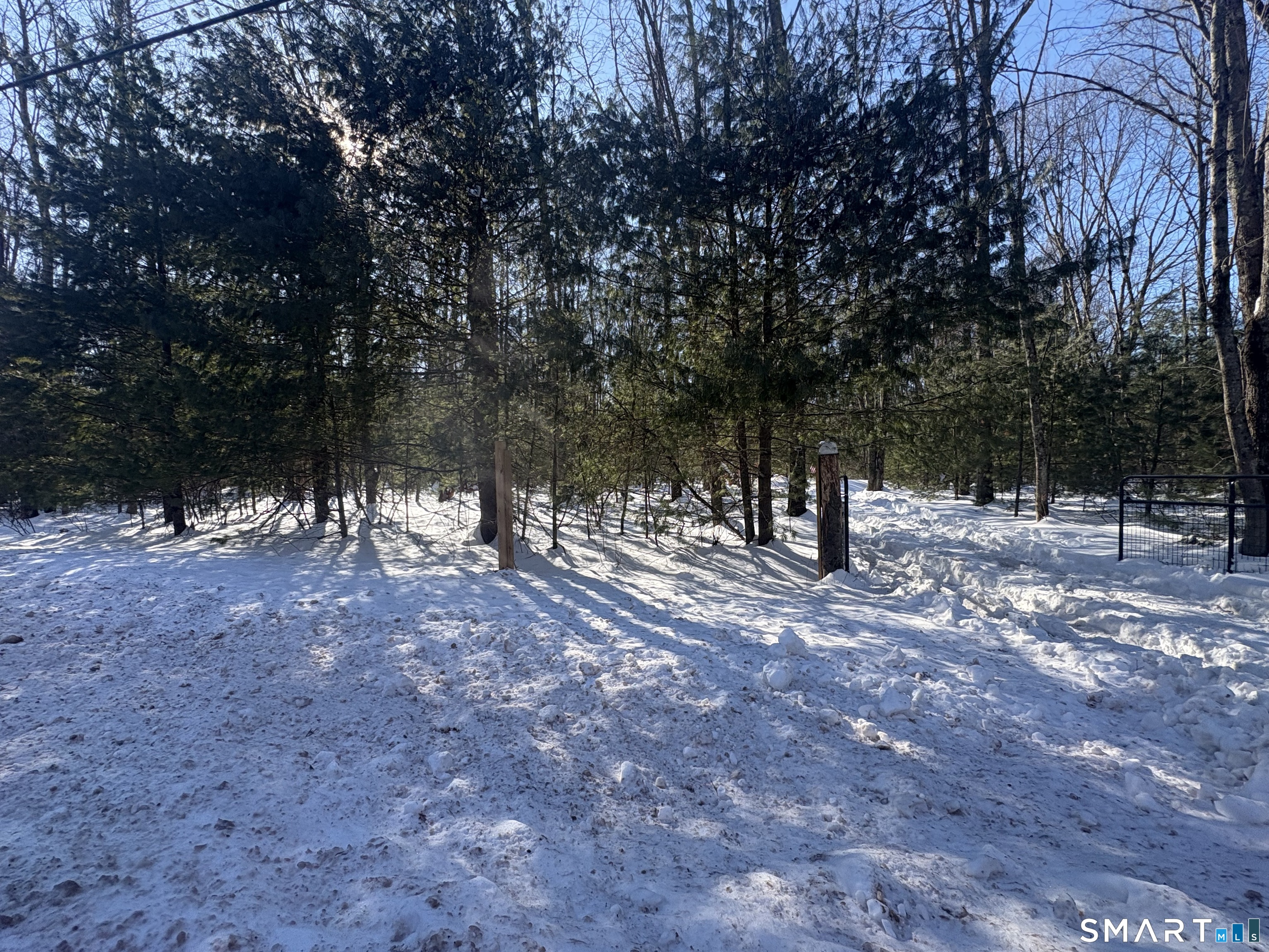 Homes for sale in East Windsor, CT | 18 Wells Rd, East Windsor, CT 06016 | MLS# 24151914