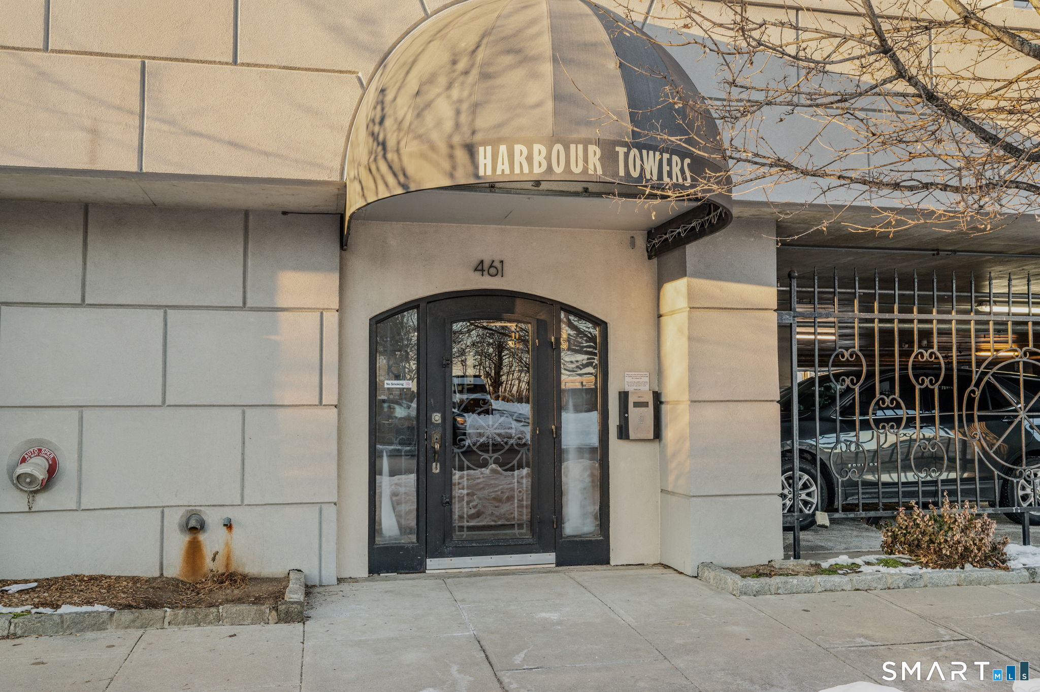 461 Bank, New London, 06320, 1 Bedroom Bedrooms, 0 ,1 BathroomBathrooms,Condo/co-op For Sale,For Sale,Bank,0,24142713