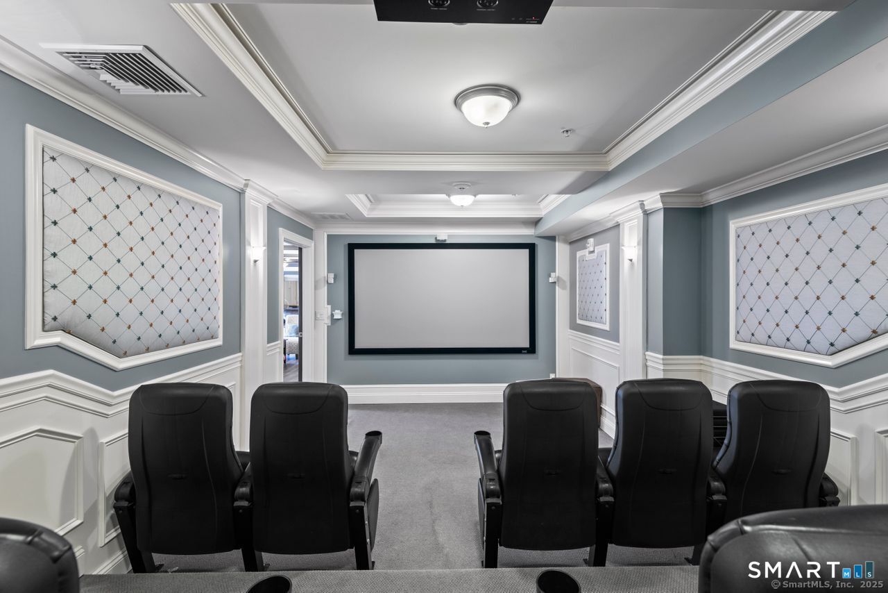 461 Bank, New London, 06320, 1 Bedroom Bedrooms, 0 ,1 BathroomBathrooms,Condo/co-op For Sale,For Sale,Bank,0,24142713