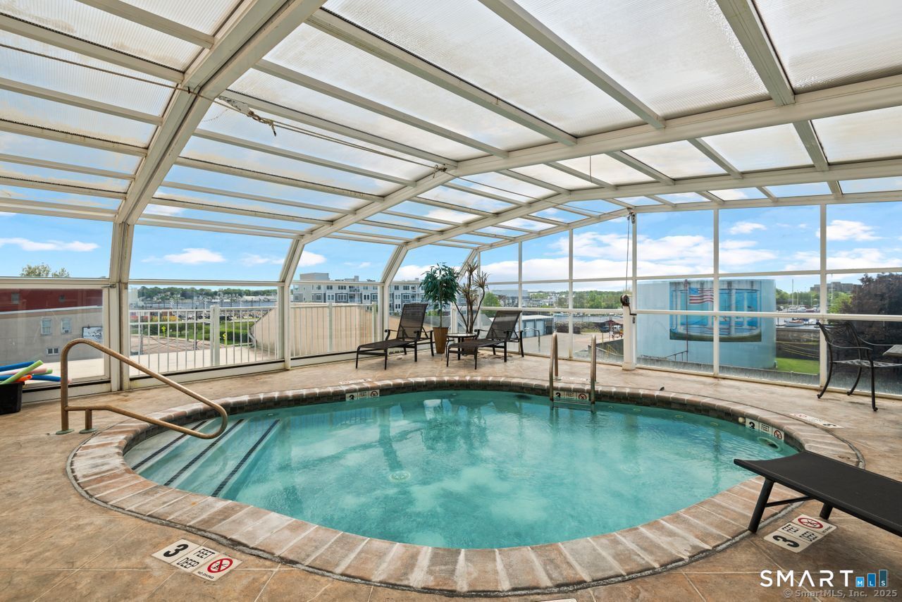 461 Bank, New London, 06320, 1 Bedroom Bedrooms, 0 ,1 BathroomBathrooms,Condo/co-op For Sale,For Sale,Bank,0,24142713