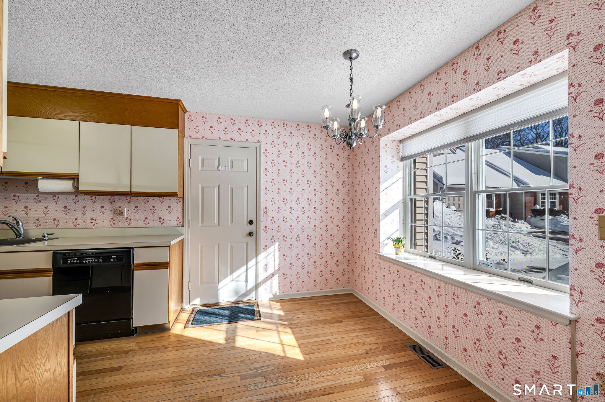 Homes for sale in Enfield, CT | 141 The Mdws #141, Enfield, CT 06082 | MLS# 24151482