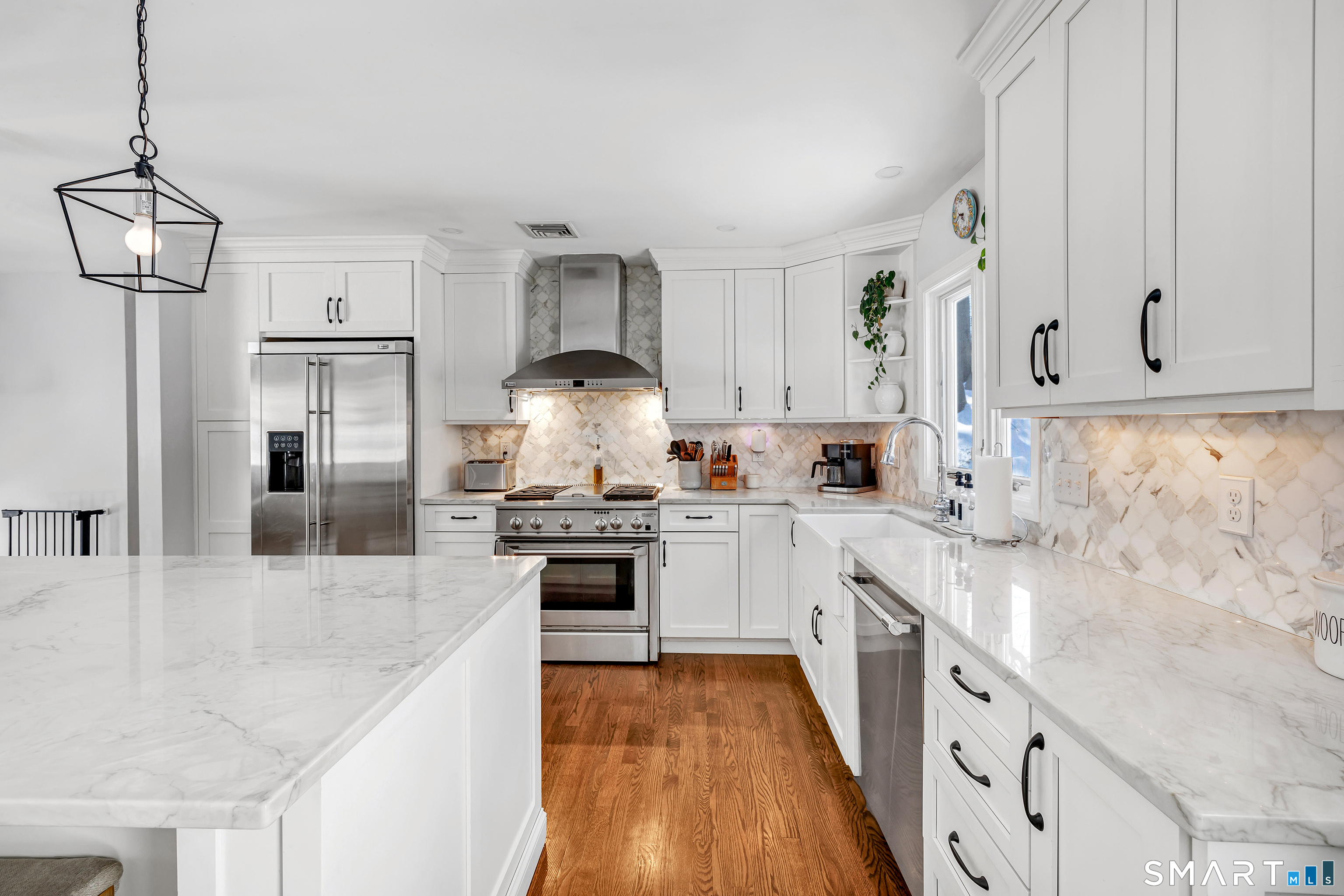 Homes for sale in Fairfield, CT | 1478 Jennings Rd, Fairfield, CT 06824 | MLS# 24151792