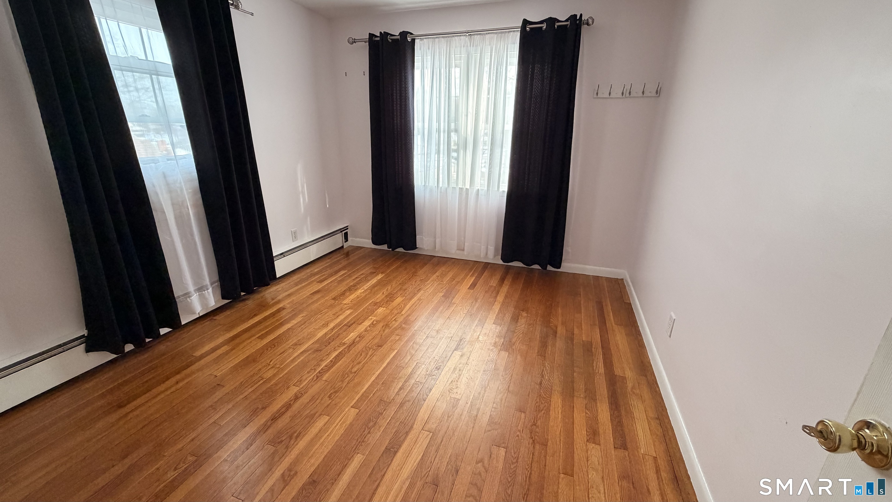 540 Lakeside, Bridgeport, 06606, 3 Bedrooms Bedrooms, 0 ,1 BathroomBathrooms,Residential Rental,For Sale,Lakeside,0,24149567