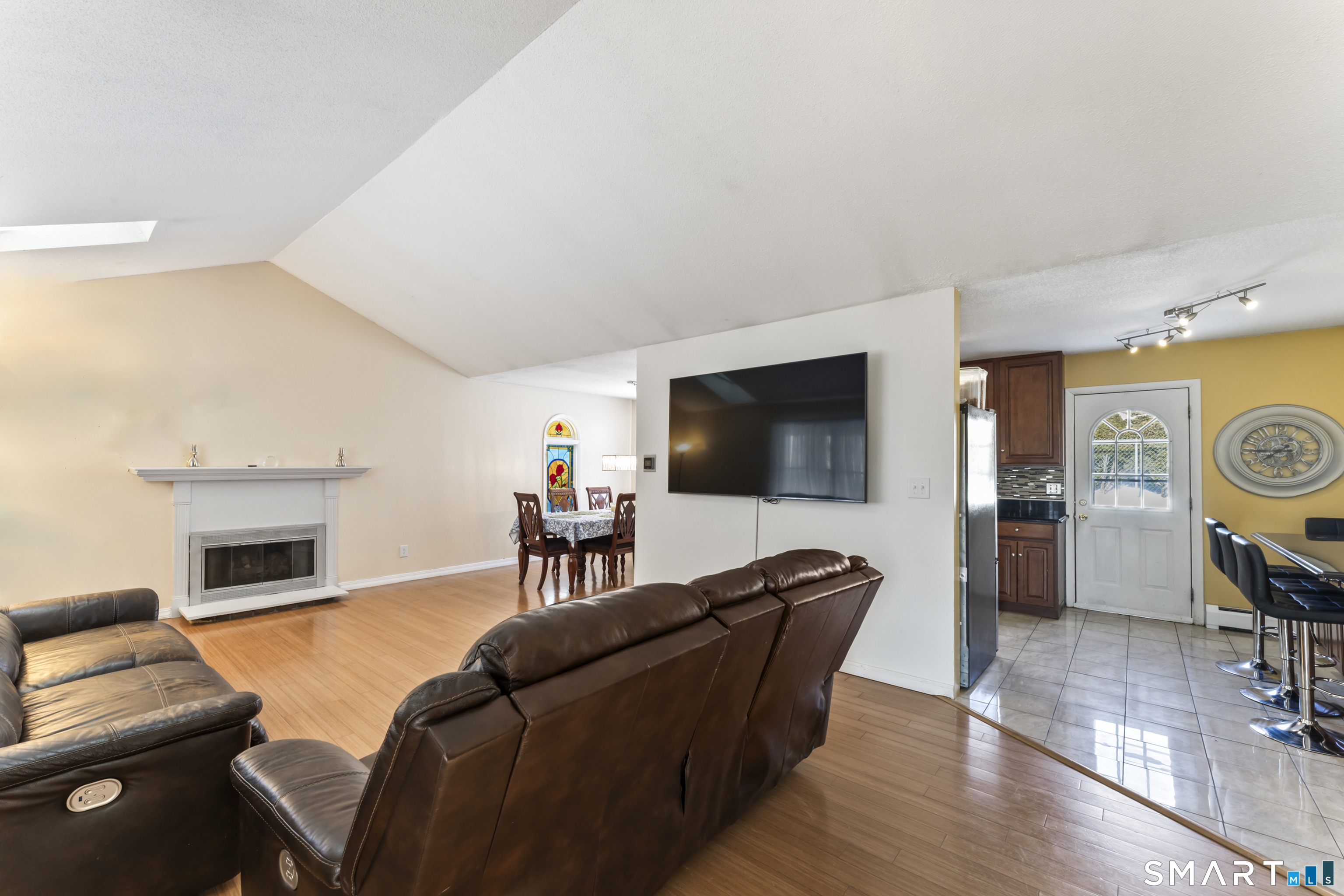 71 Sentinel Hill, Derby, 06418, 3 Bedrooms Bedrooms, 0 ,3 BathroomsBathrooms,Single Family For Sale,For Sale,Sentinel Hill,0,24151994